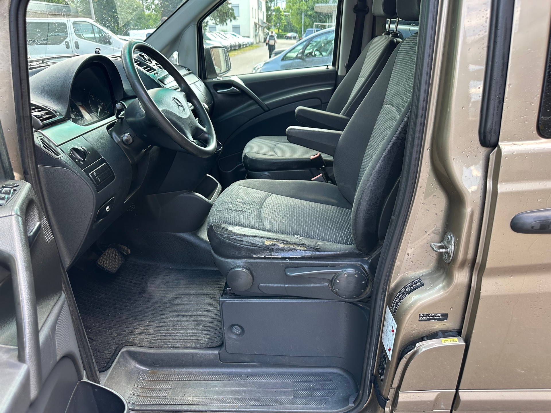MERCEDES-BENZ Vito 116 CDI Blue Efficiency EL 4Matic A-image-12
