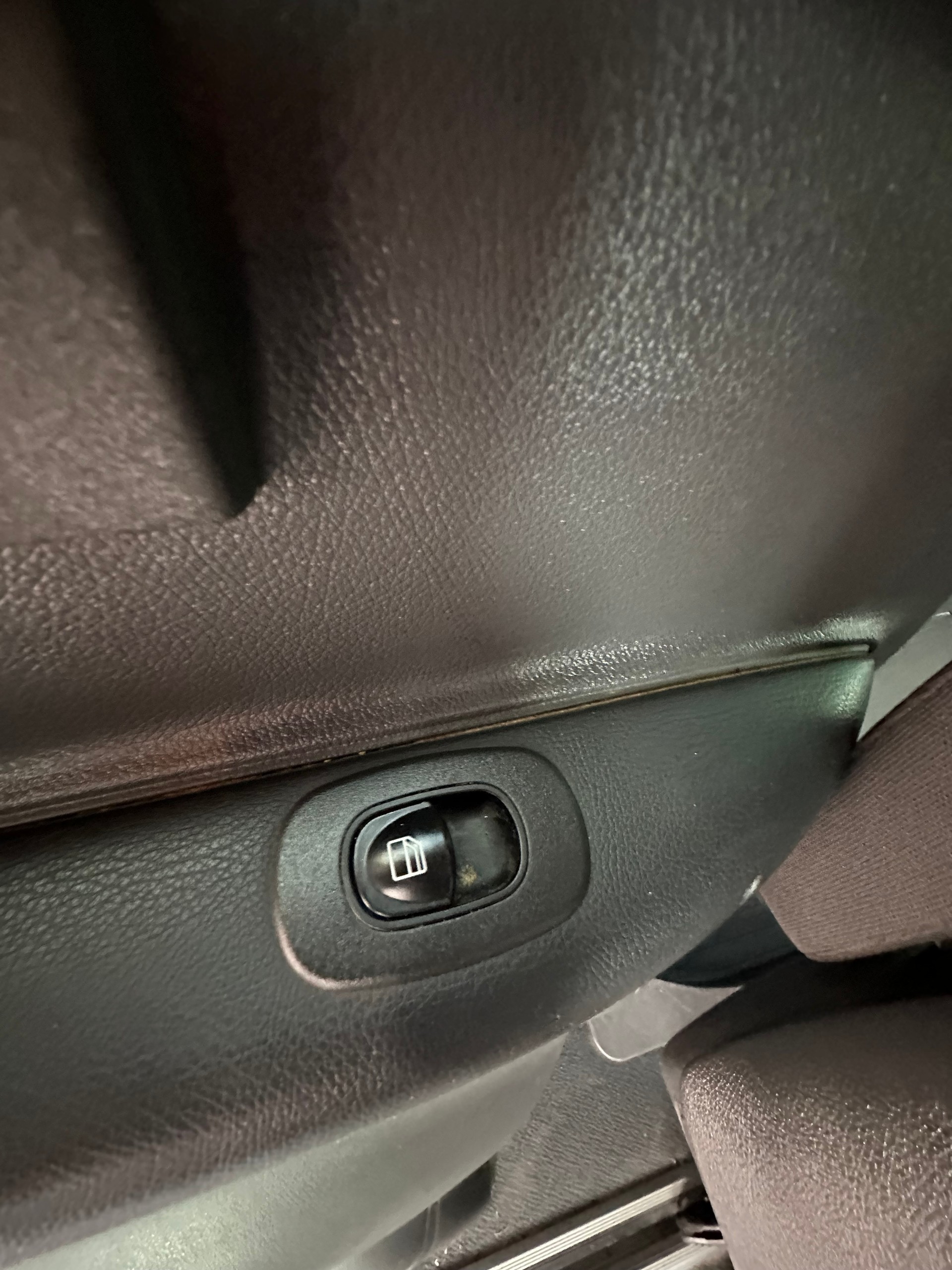 MERCEDES-BENZ Vito 116 CDI Blue Efficiency EL 4Matic A-image-9