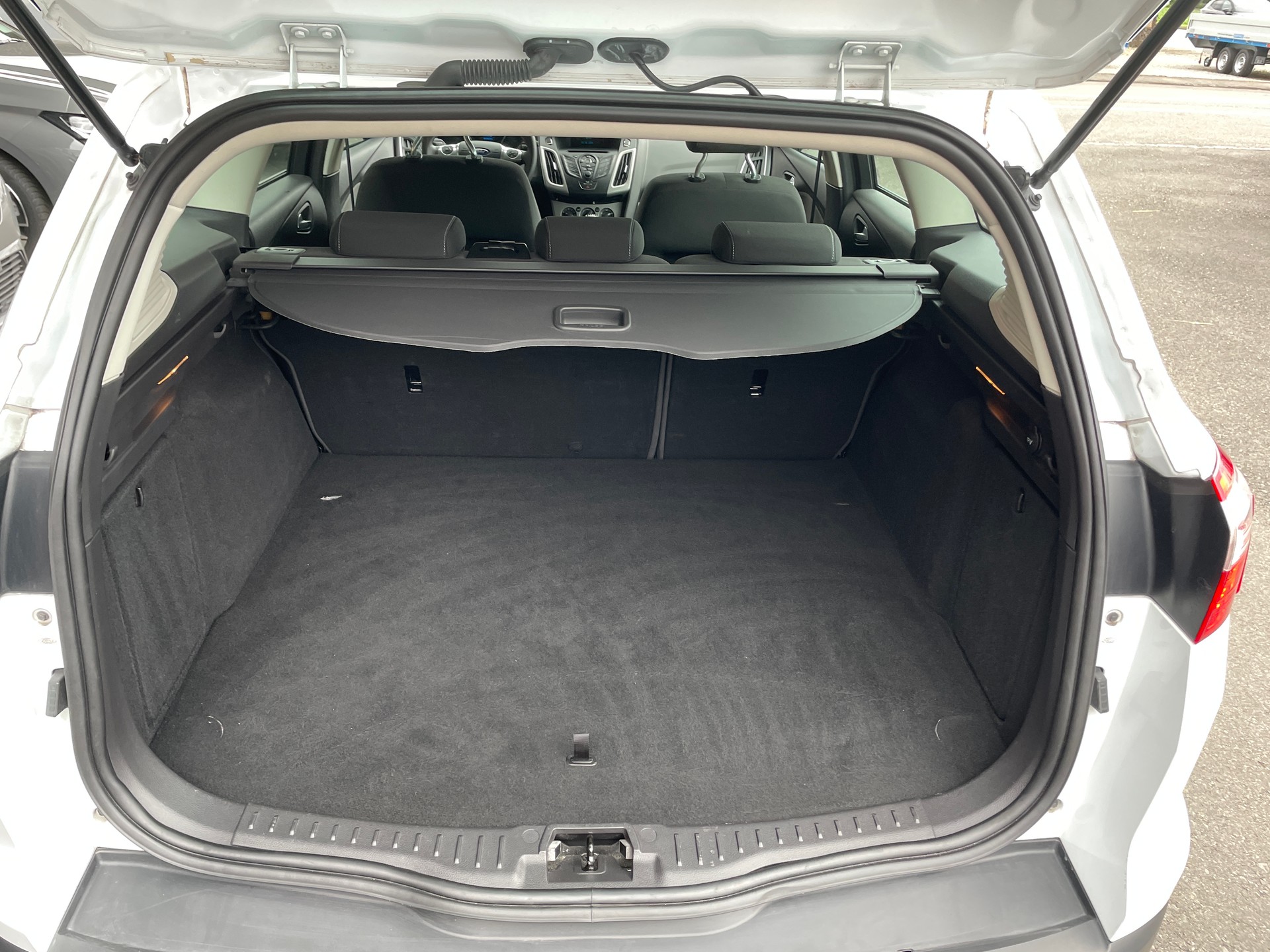 FORD Focus 1.6 TDCi Trend-image-4