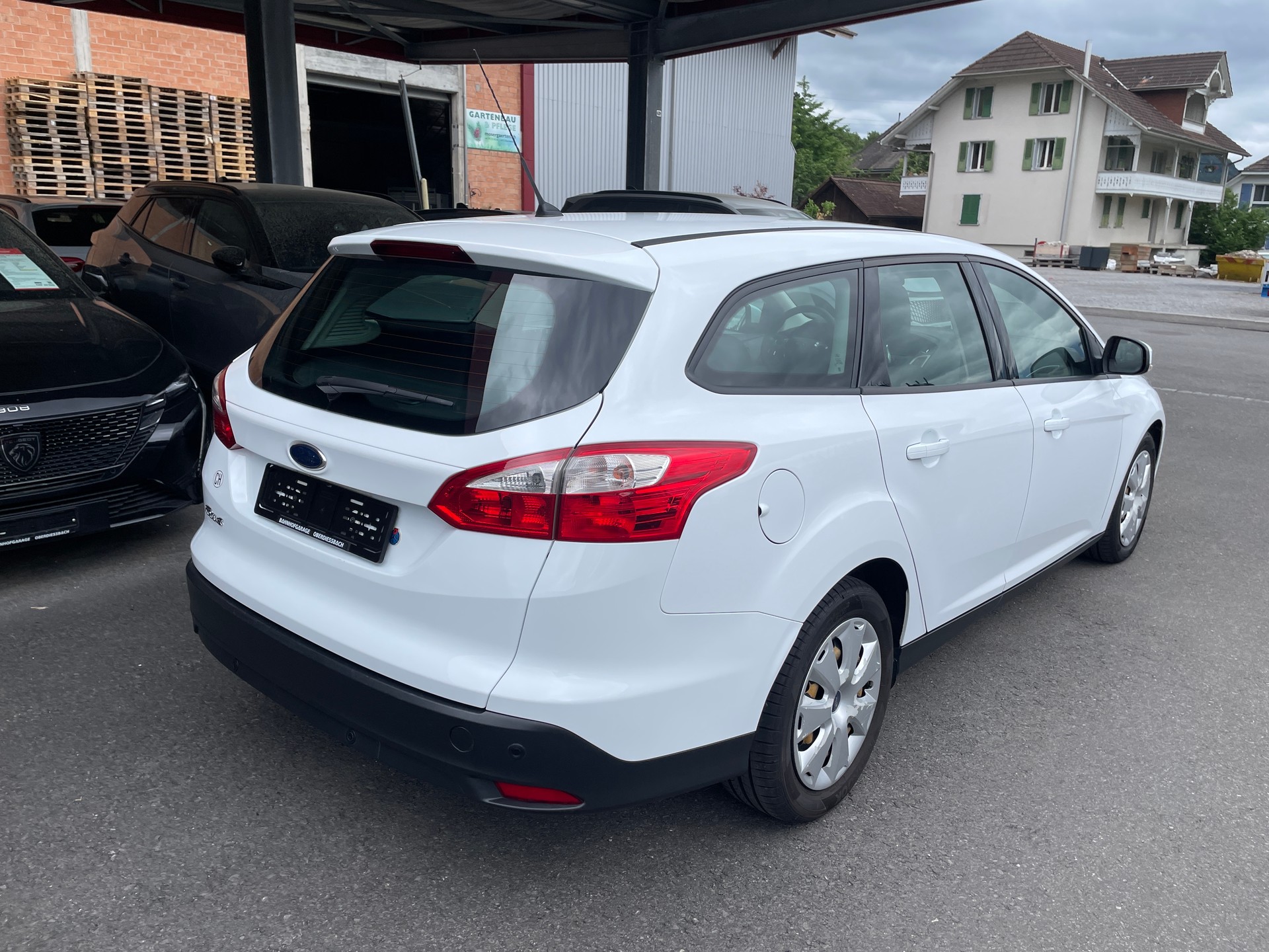 FORD Focus 1.6 TDCi Trend-image-2