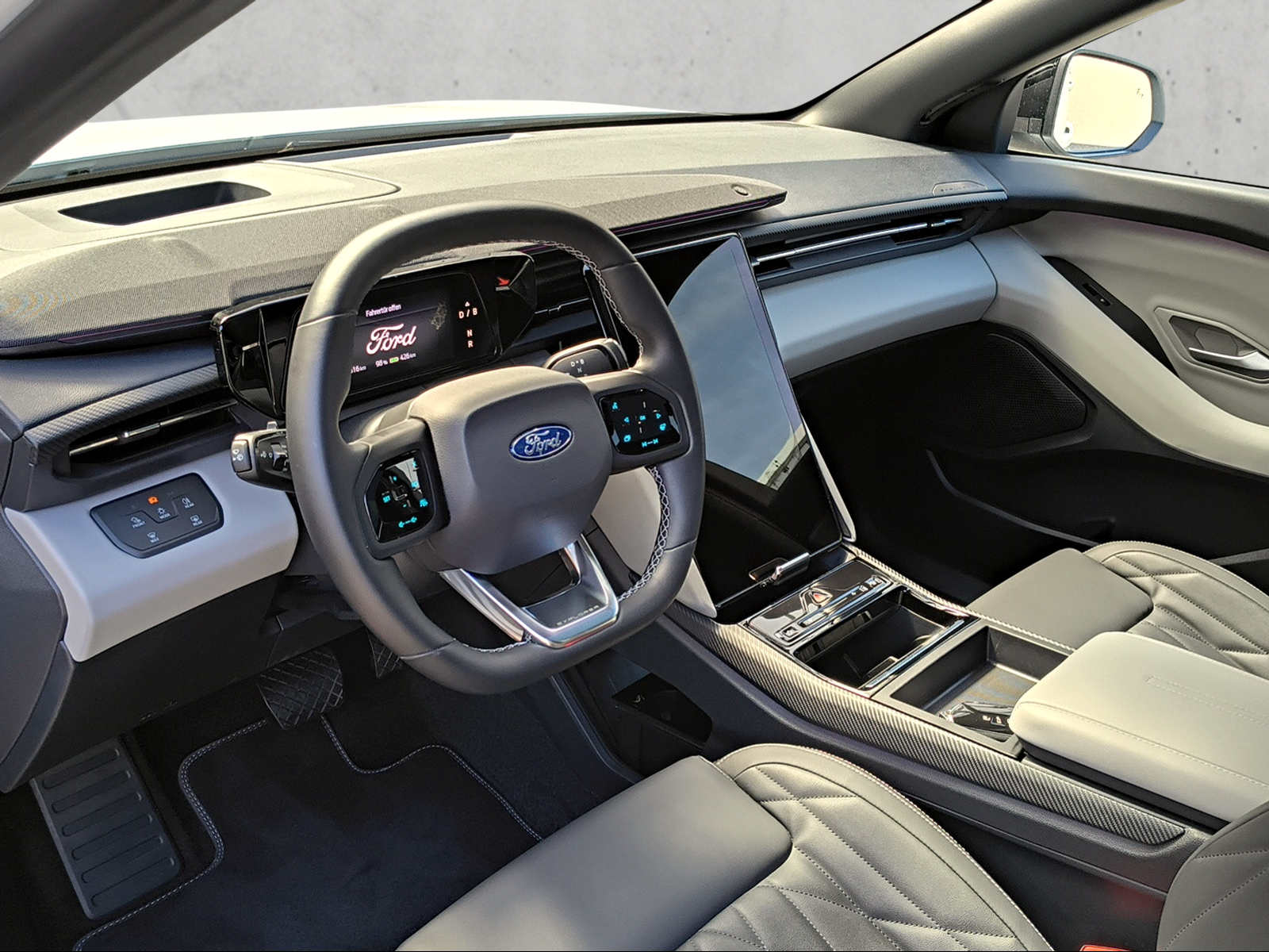 FORD Explorer Extended Range Premium AWD-image-10