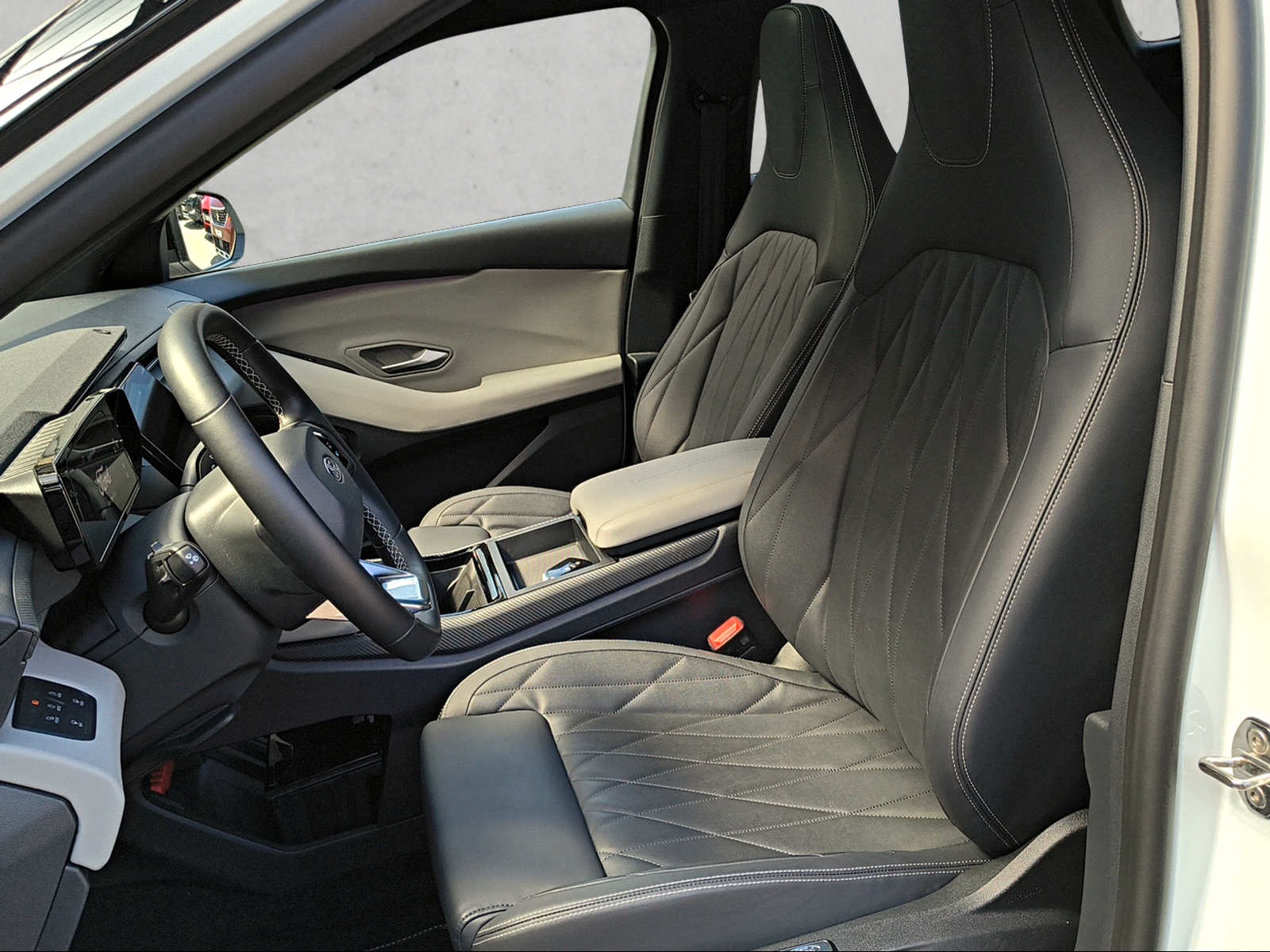 FORD Explorer Extended Range Premium AWD-image-9