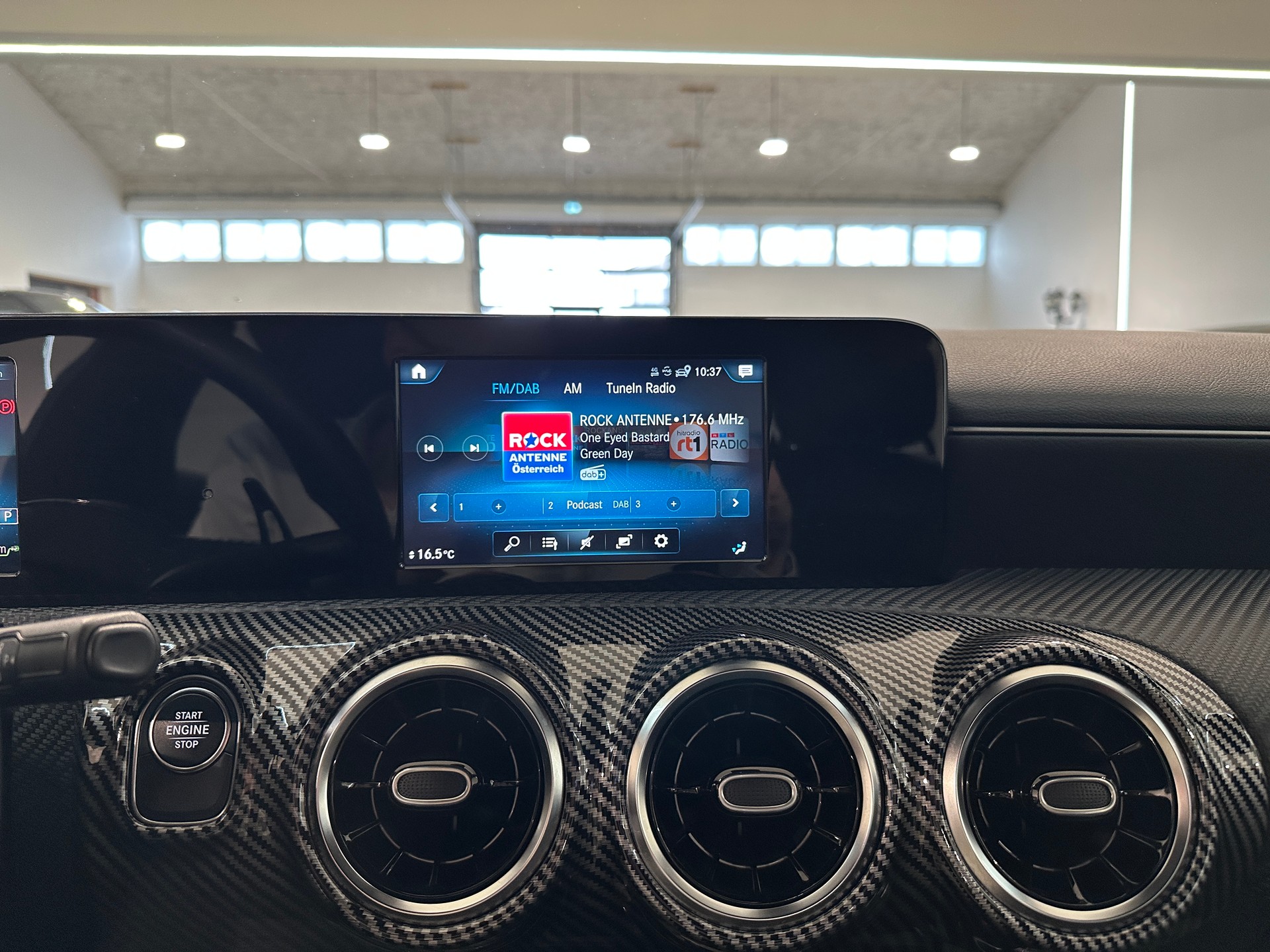 MERCEDES-BENZ CLA 250 e Style 8G-DCT-image-18