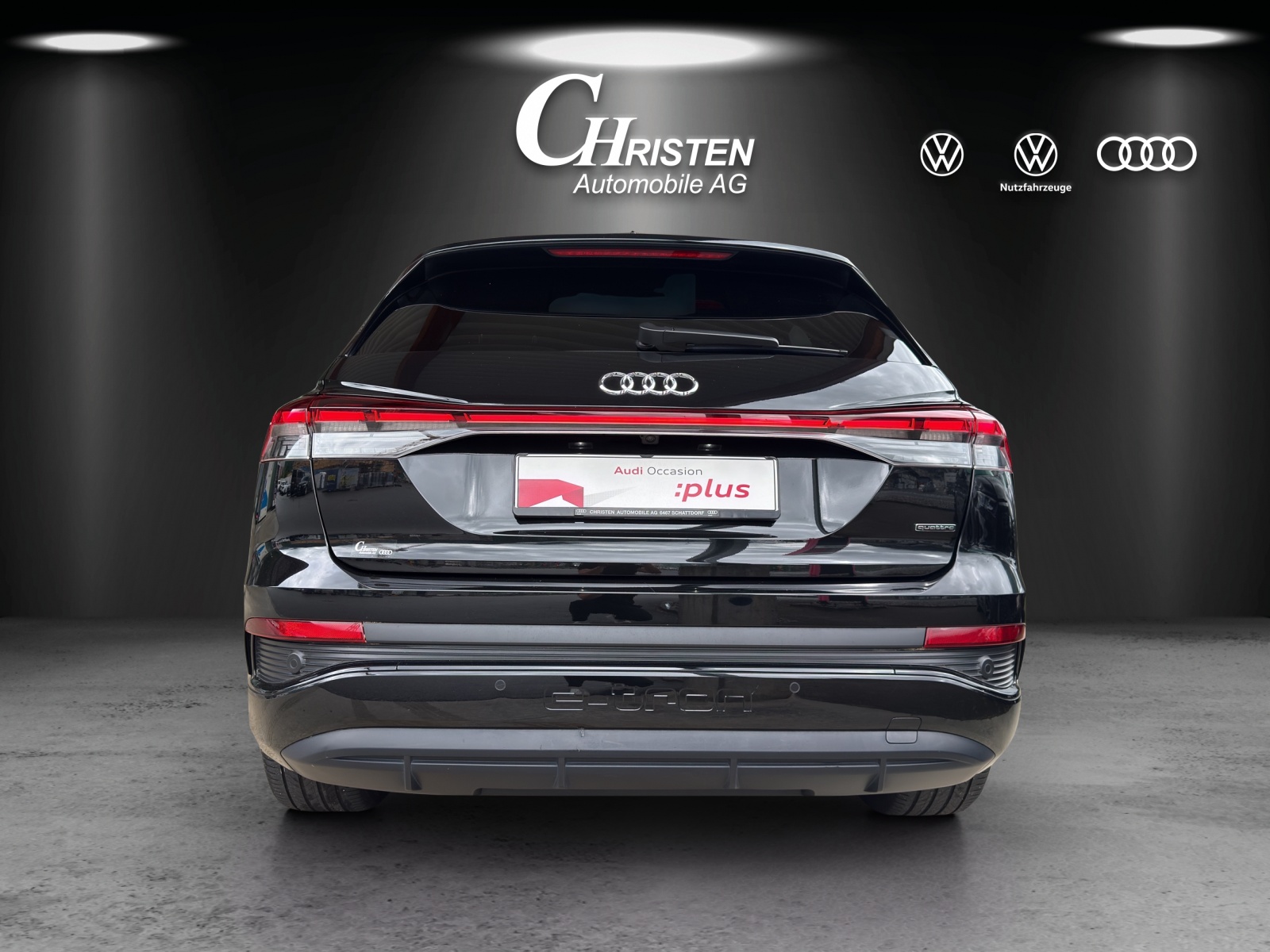 AUDI Q4 e-tron 50 quattro-image-4
