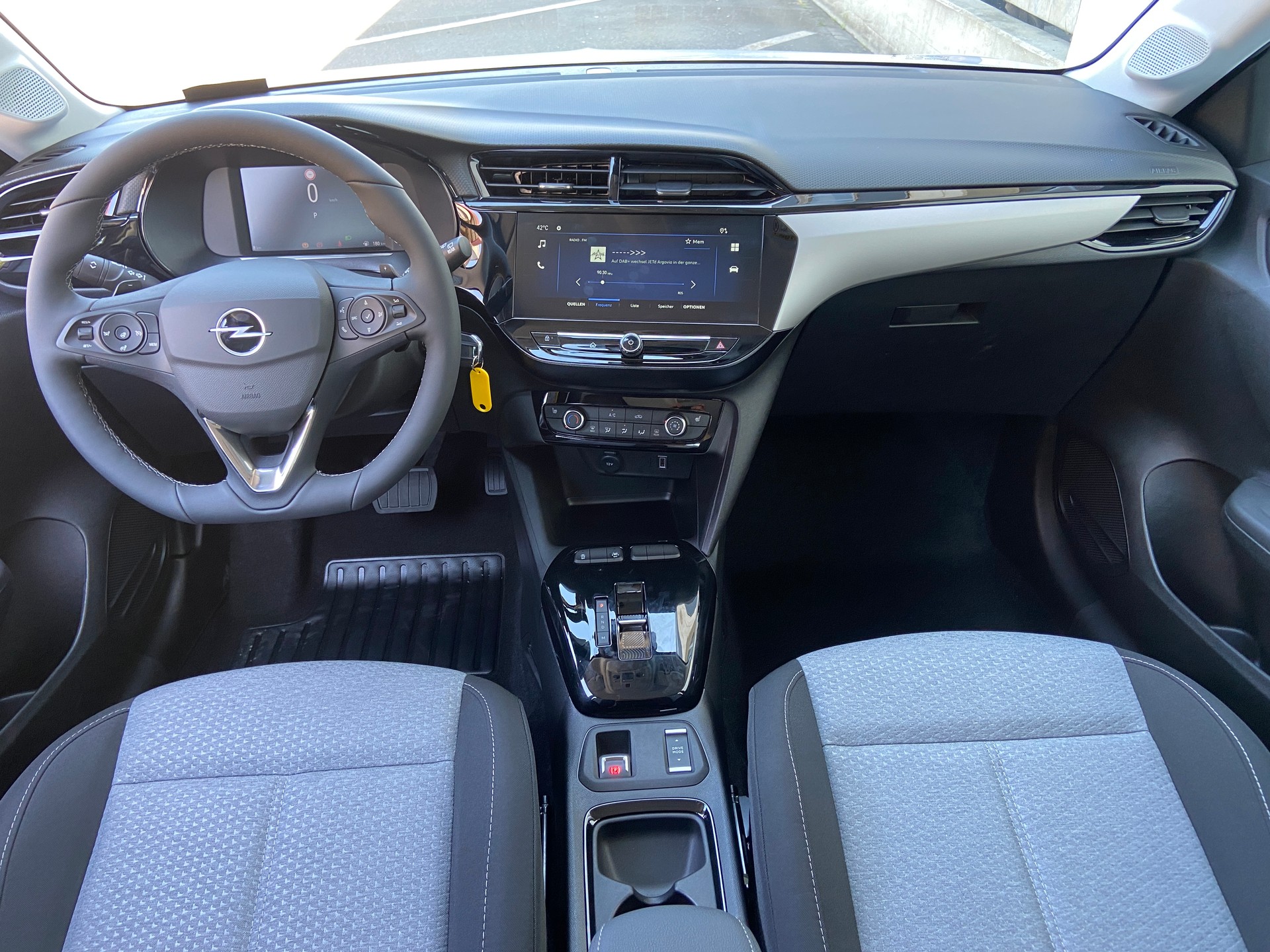 OPEL Corsa 1.2 MHEV Edition - Automat-showroom-element-3