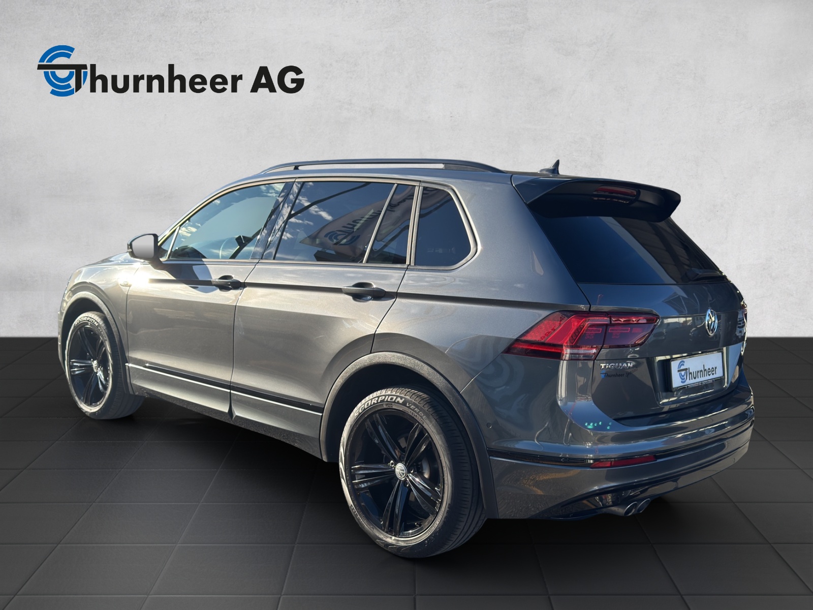 VW Tiguan 2.0 TDI SCR Highline 4Motion DSG-image-3