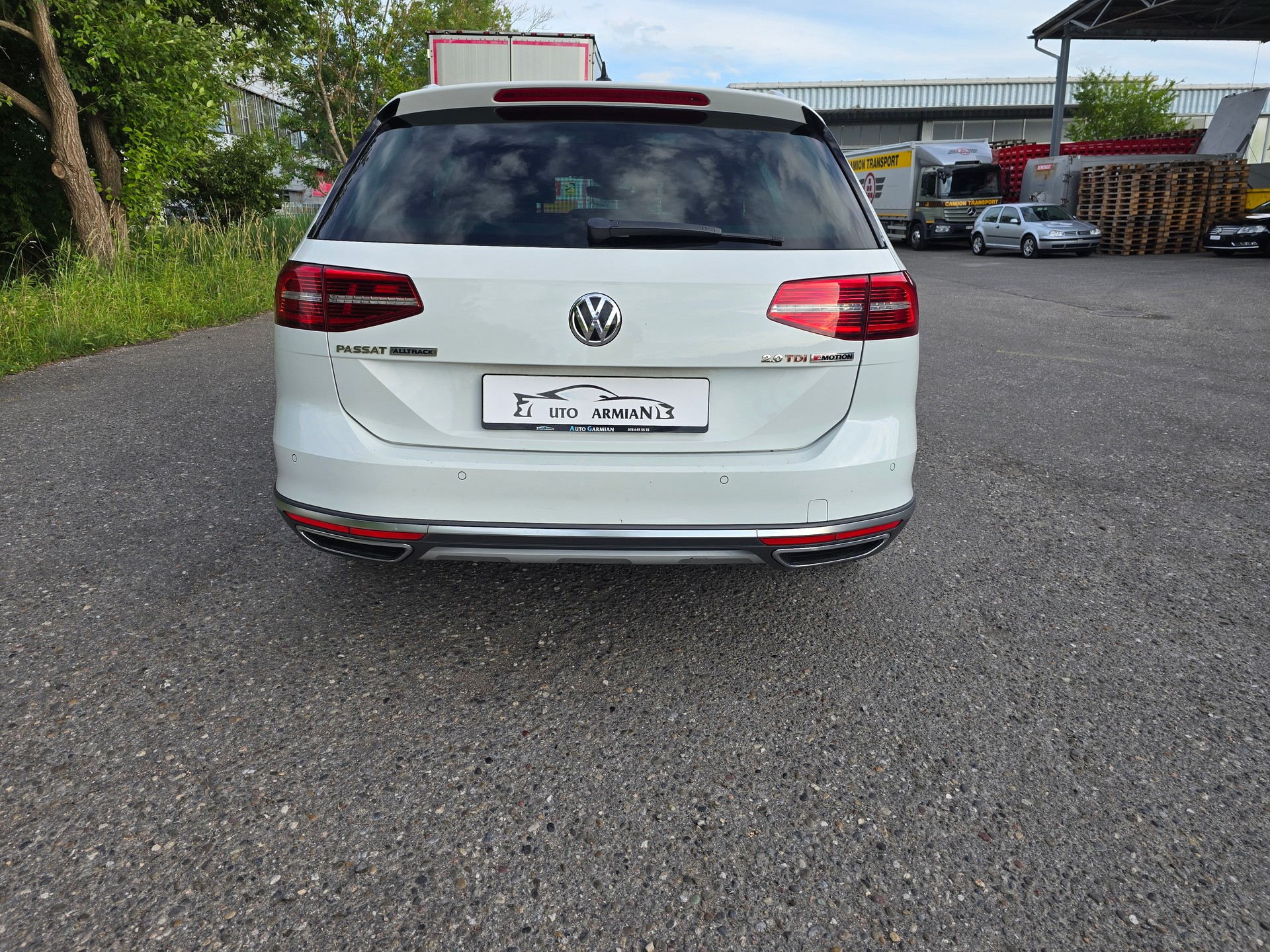 VW Passat Alltrack 2.0 TDI BMT 4Motion DSG-showroom-element-3