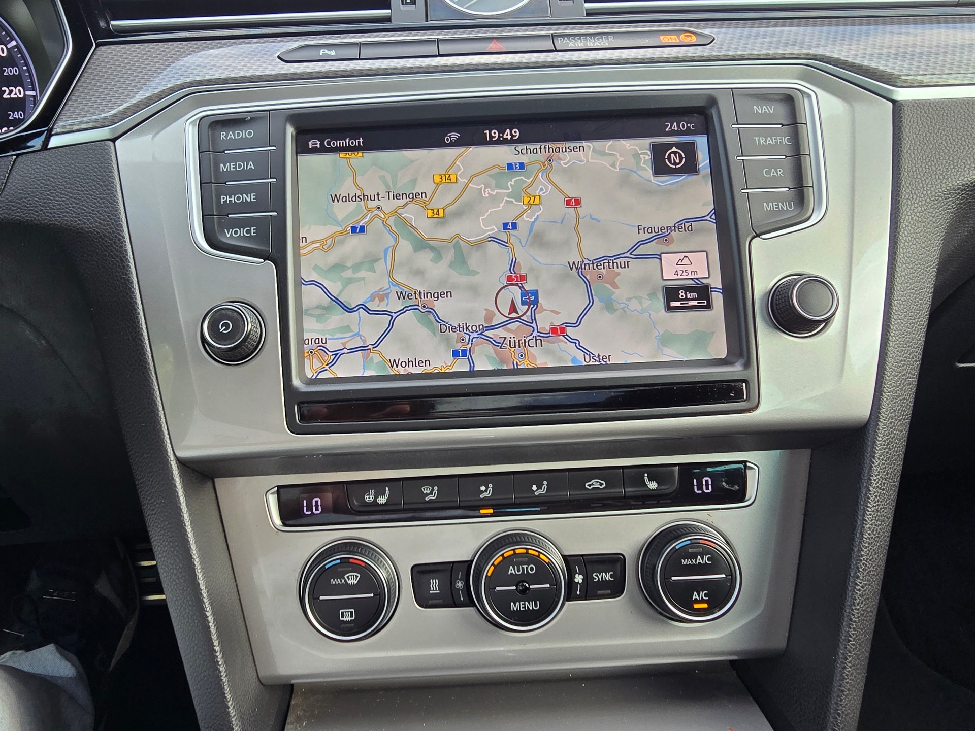 VW Passat Alltrack 2.0 TDI BMT 4Motion DSG-image-21