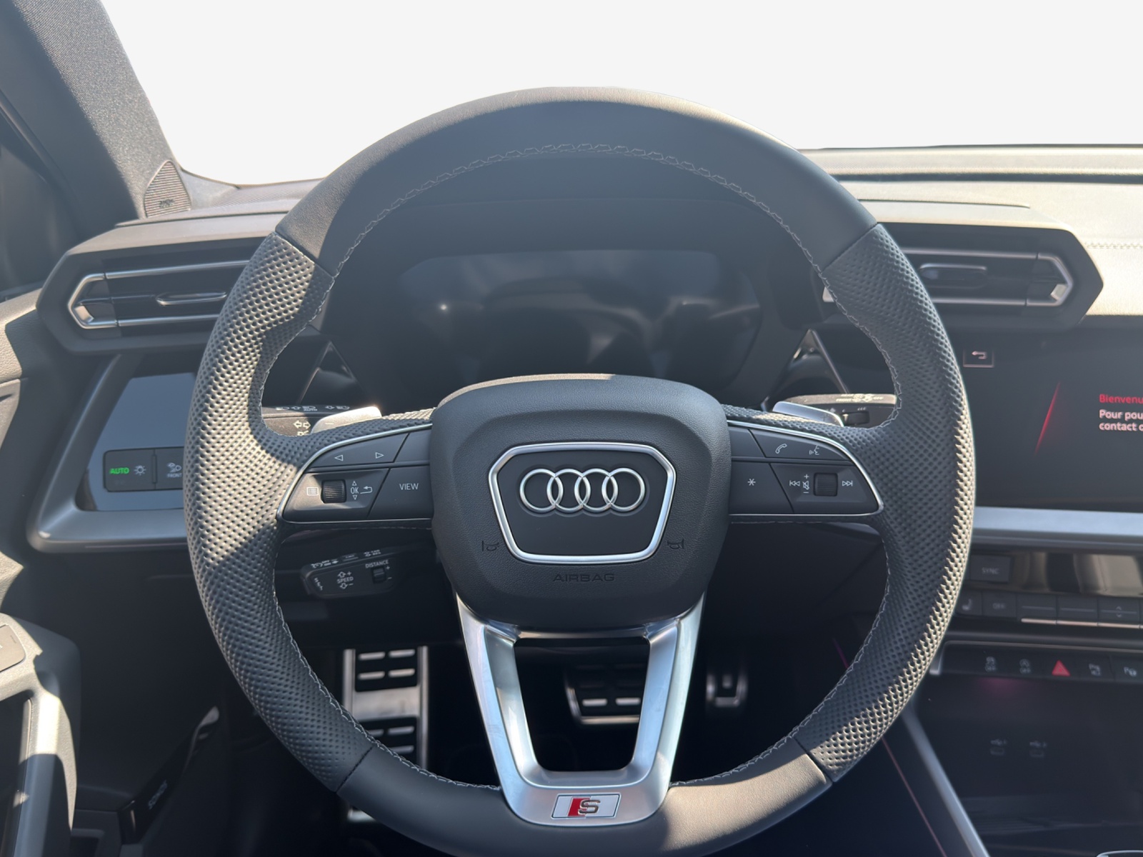 AUDI A3 Sportback TFSI 110 kW S line S tronic-image-13