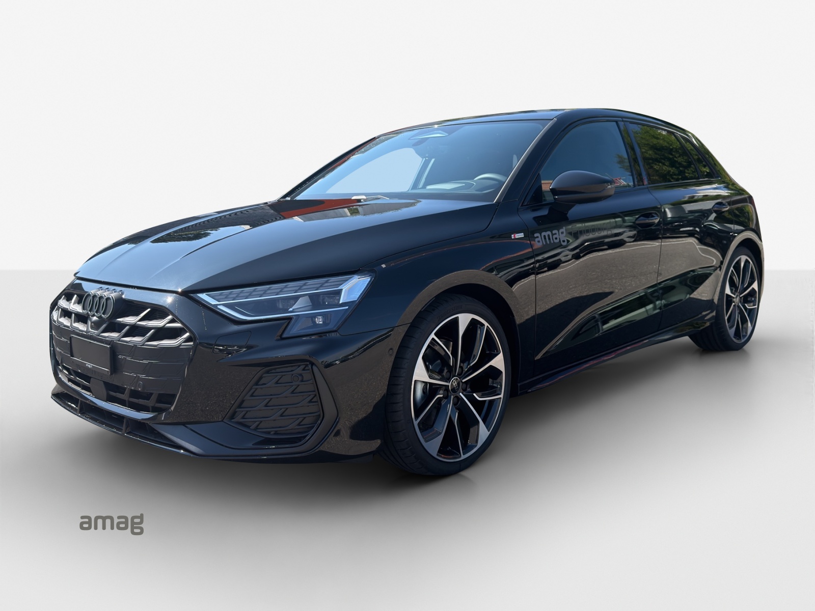 AUDI A3 Sportback TFSI 110 kW S line S tronic-image-0