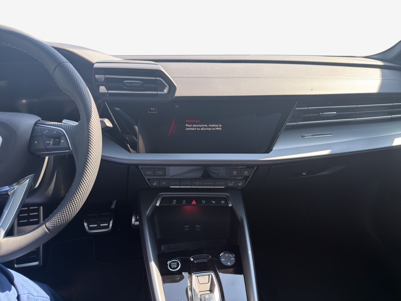 AUDI A3 Sportback TFSI 110 kW S line S tronic-image-14