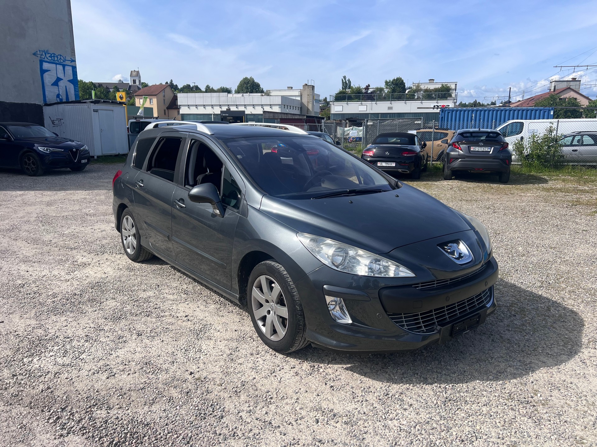 PEUGEOT 308 SW 1.6 16V Turbo Sport Pack Automatic-image-2