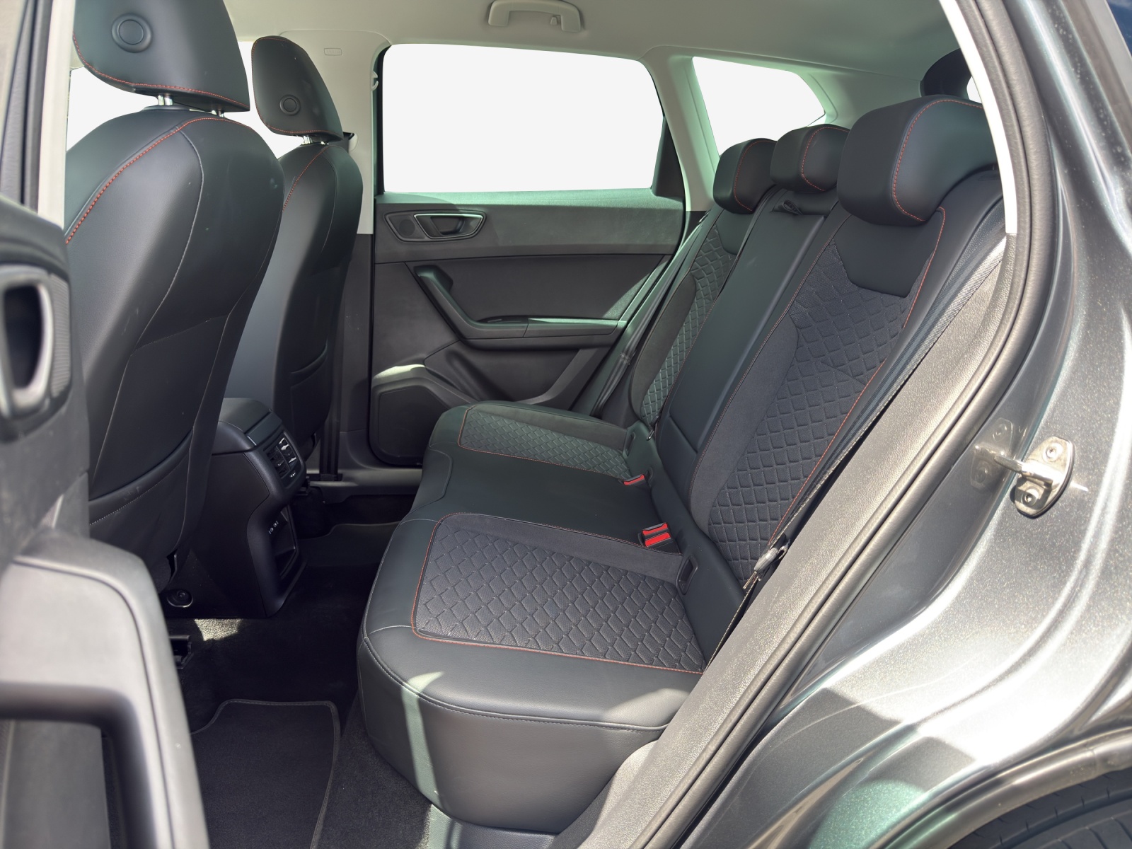 SEAT Ateca 1.5 TSI EVO DSG FR-image-11
