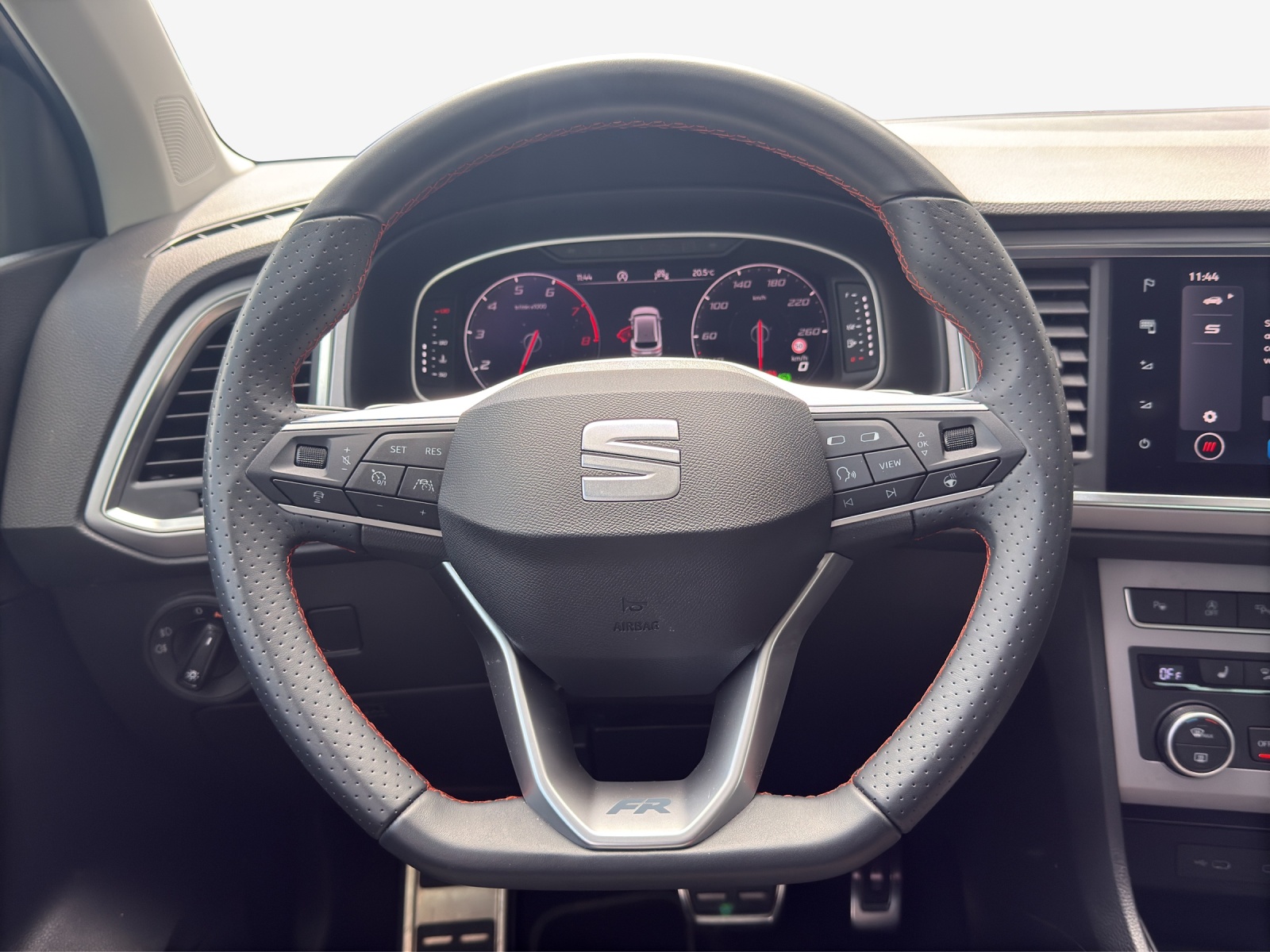 SEAT Ateca 1.5 TSI EVO DSG FR-image-9