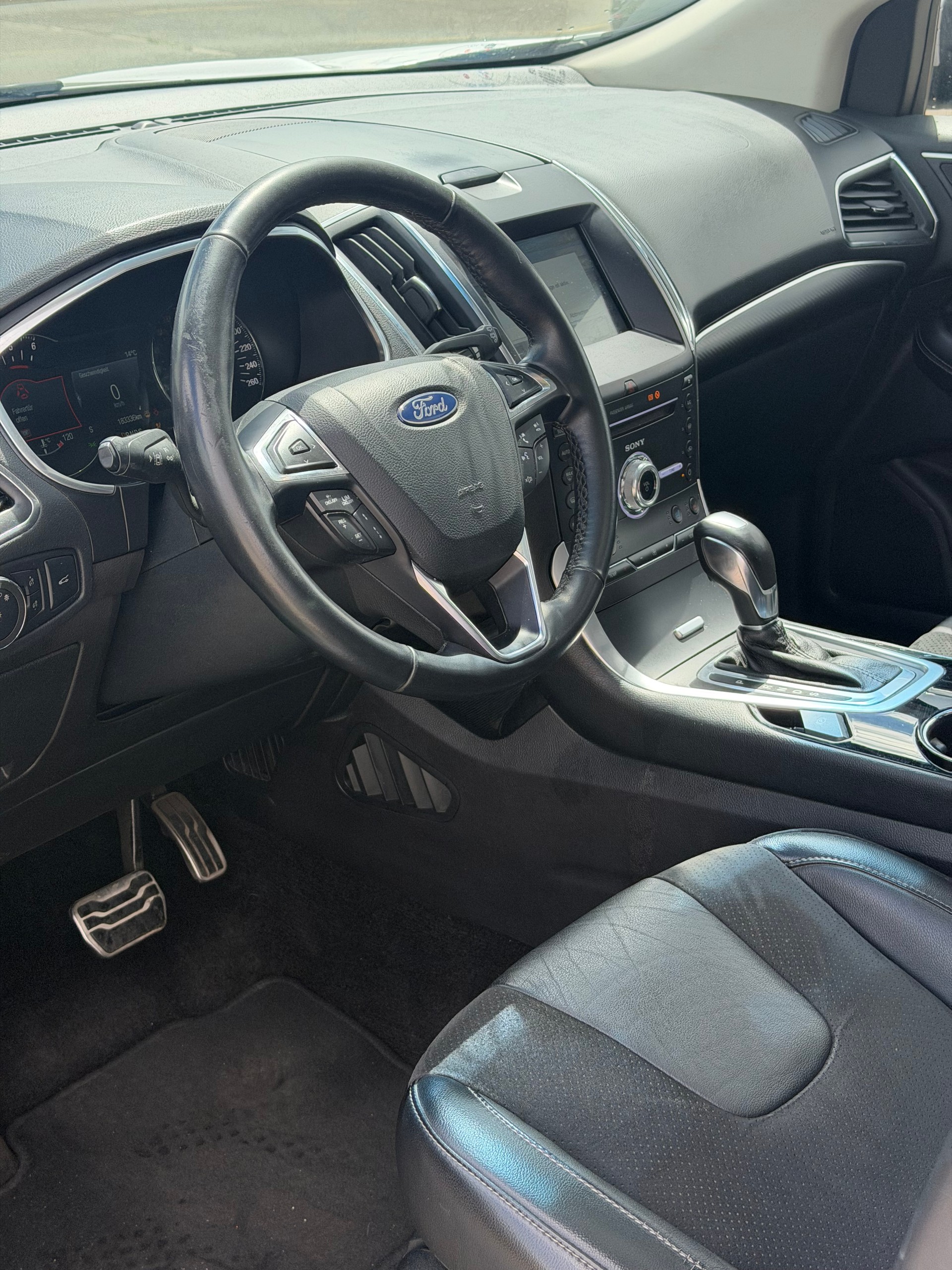 FORD Edge 2.0 TDCi ST-Line 4WD PowerShift-image-12