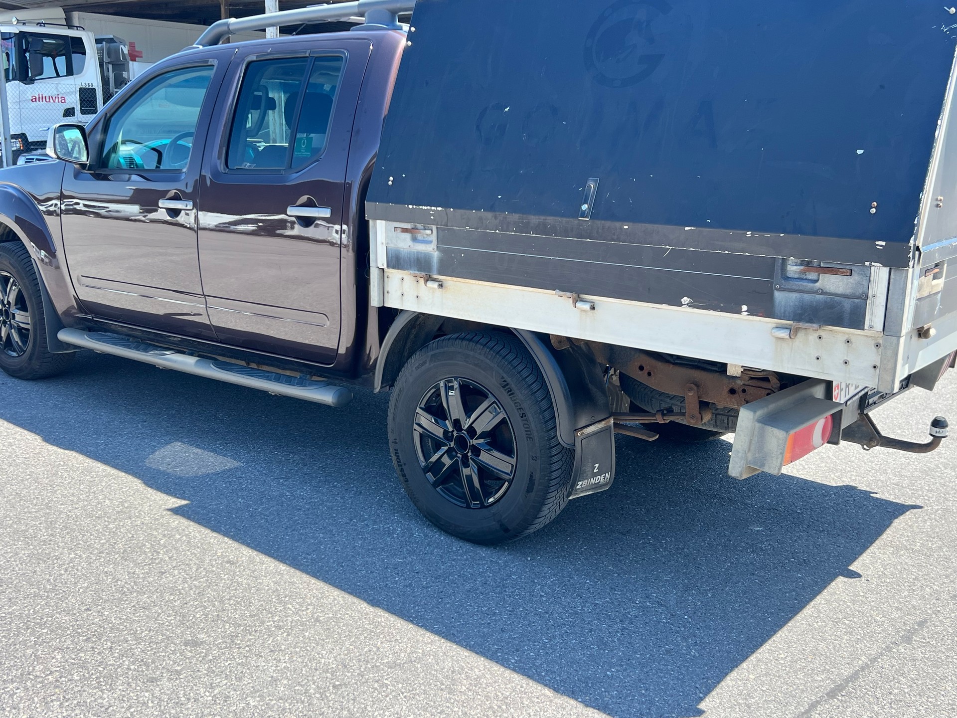 NISSAN Navara Double Cab LE 2.5 dCi 4WD Automat-image-3