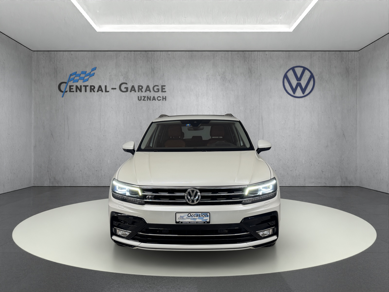 VW Tiguan 2.0 TDI SCR Highline 4Motion DSG-showroom-element-1