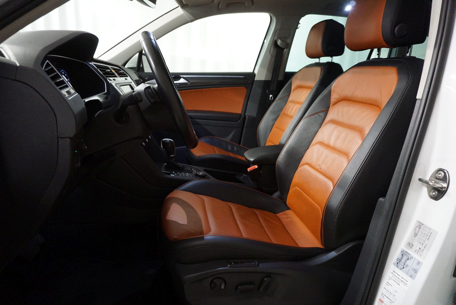 VW Tiguan 2.0 TDI SCR Highline 4Motion DSG-image-6