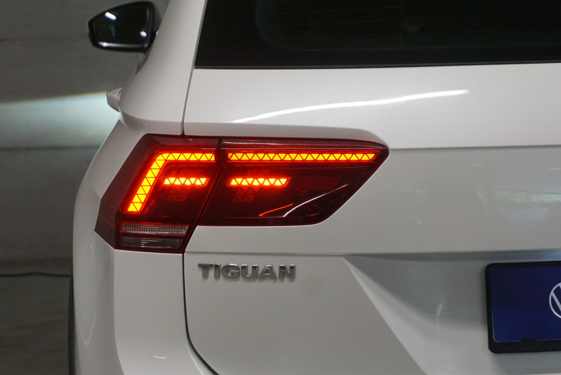 VW Tiguan 2.0 TDI SCR Highline 4Motion DSG-image-4