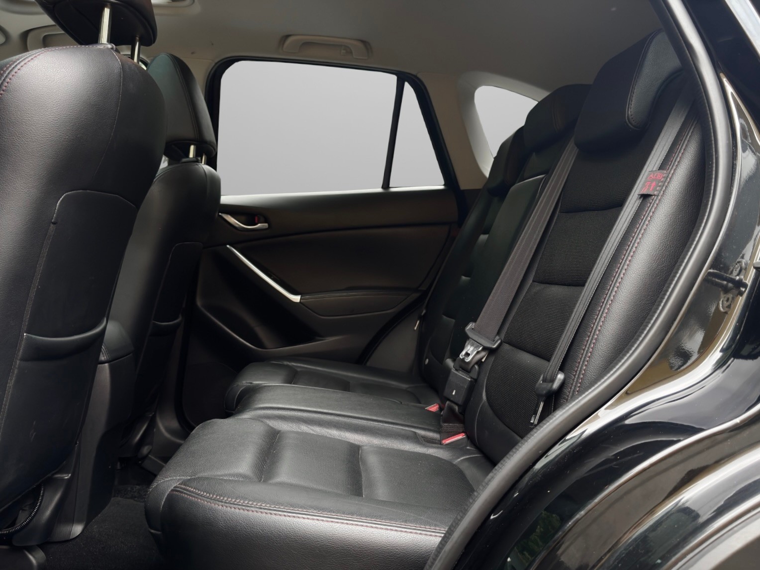 MAZDA CX-5 2.2 D HP Revolution AWD Automatic-image-10