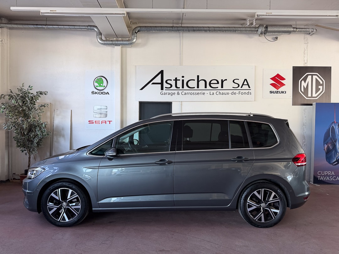 VW Touran 2.0 TDI BlueMotion Technology Highline DSG-image-4