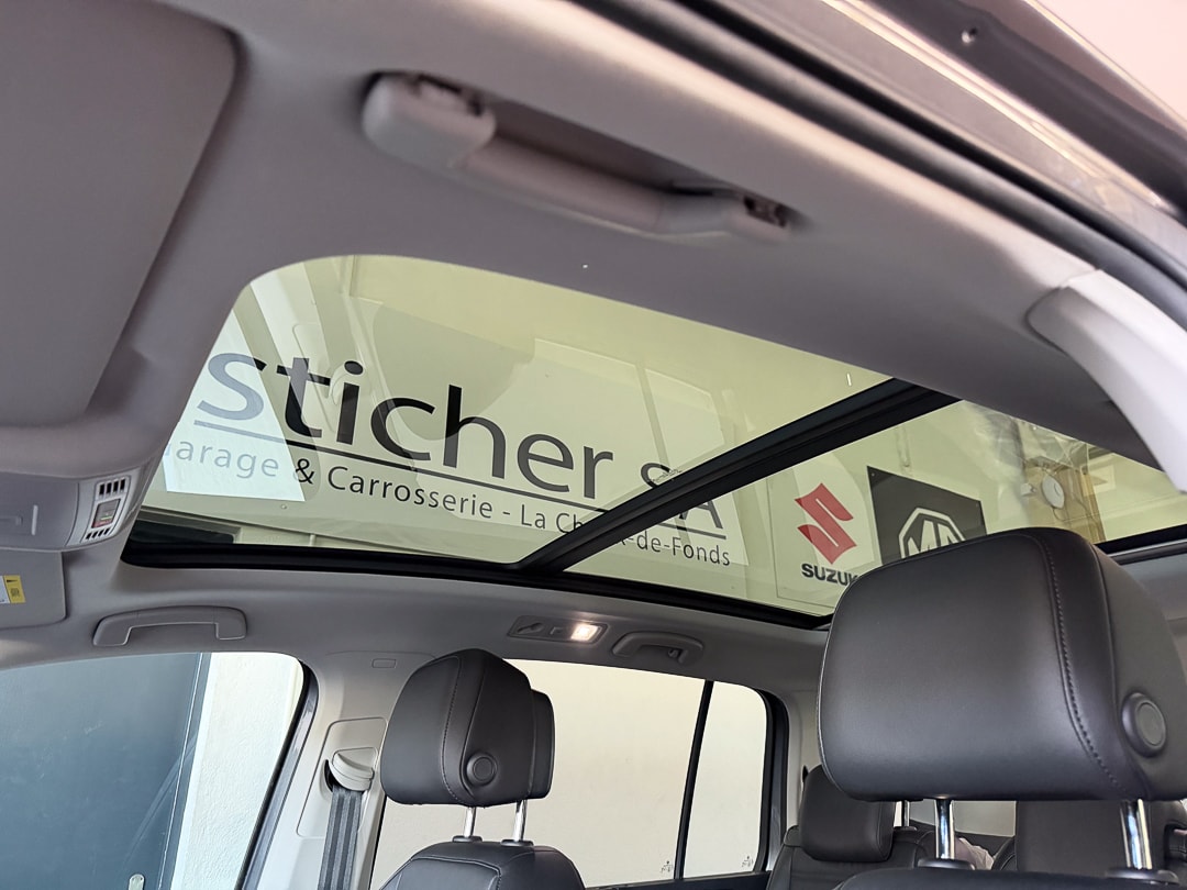 VW Touran 2.0 TDI BlueMotion Technology Highline DSG-image-7