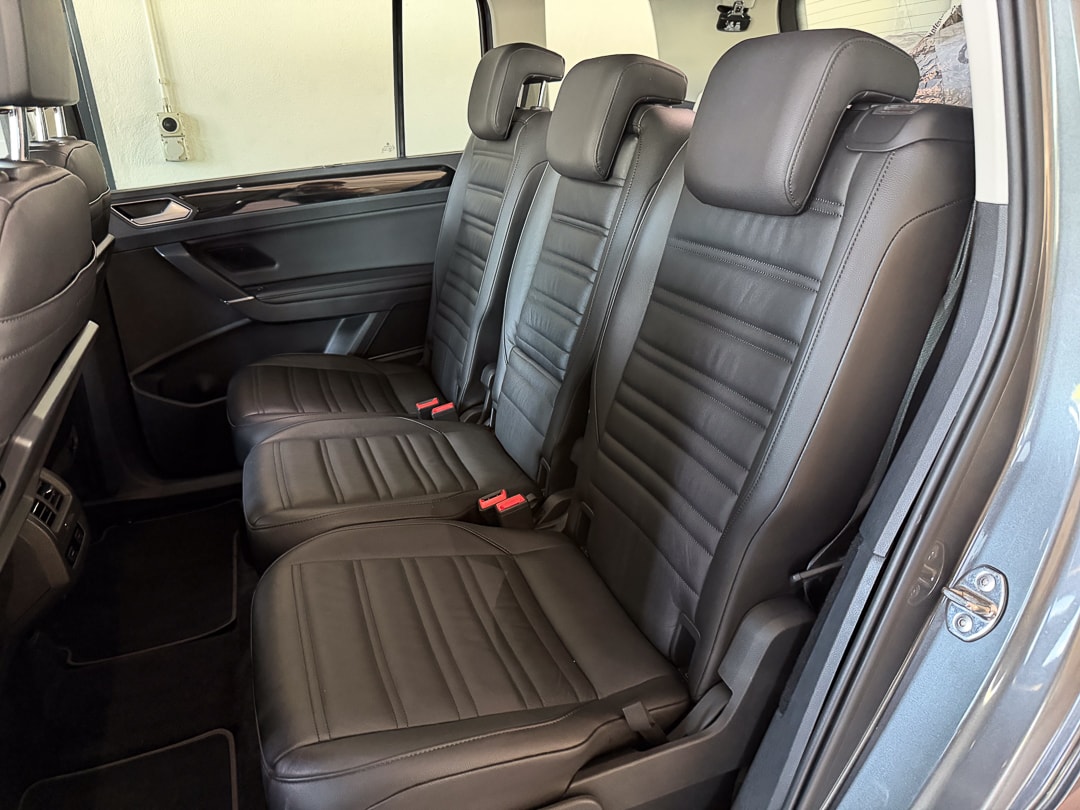 VW Touran 2.0 TDI BlueMotion Technology Highline DSG-image-8