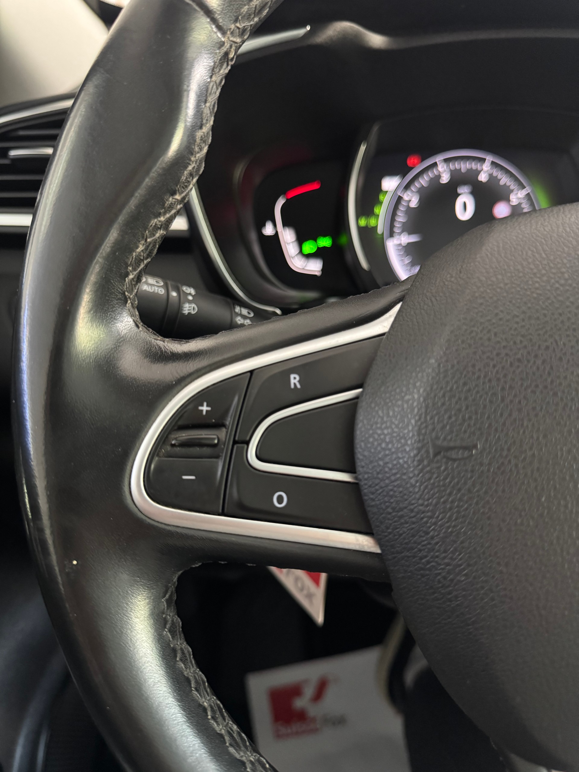 RENAULT Kadjar 1.2 16V Turbo Bose EDC*CH-Fahrzeug*Panoramadach*-image-13