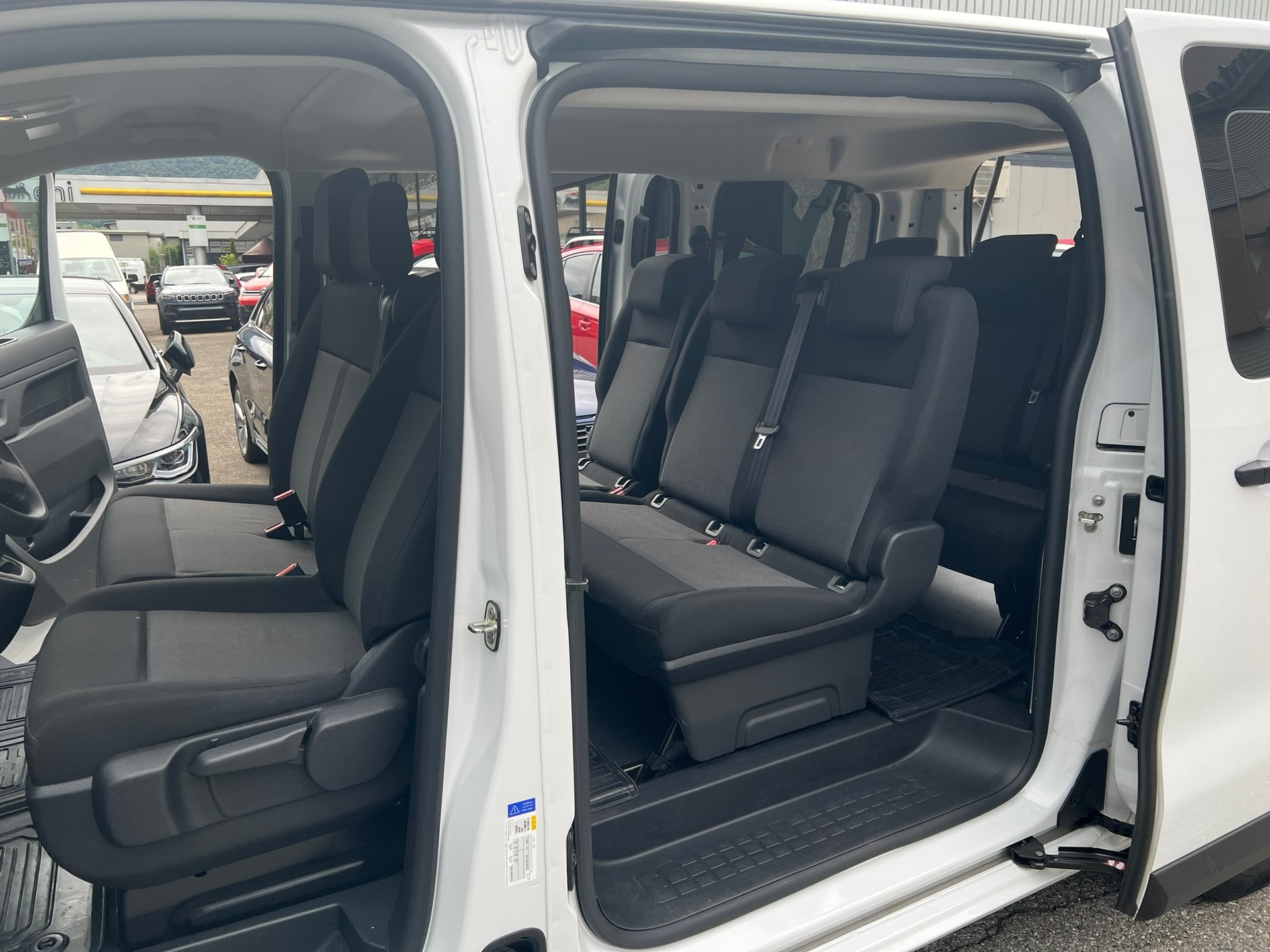 OPEL Vivaro Combi 2.0 CDTI Essentia s/s M-image-3