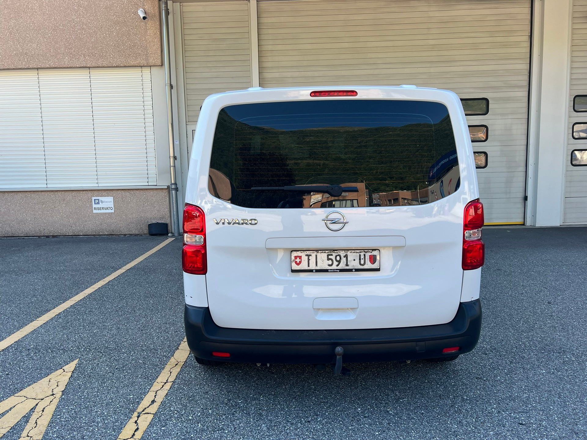 OPEL Vivaro Combi 2.0 CDTI Essentia s/s M-image-3