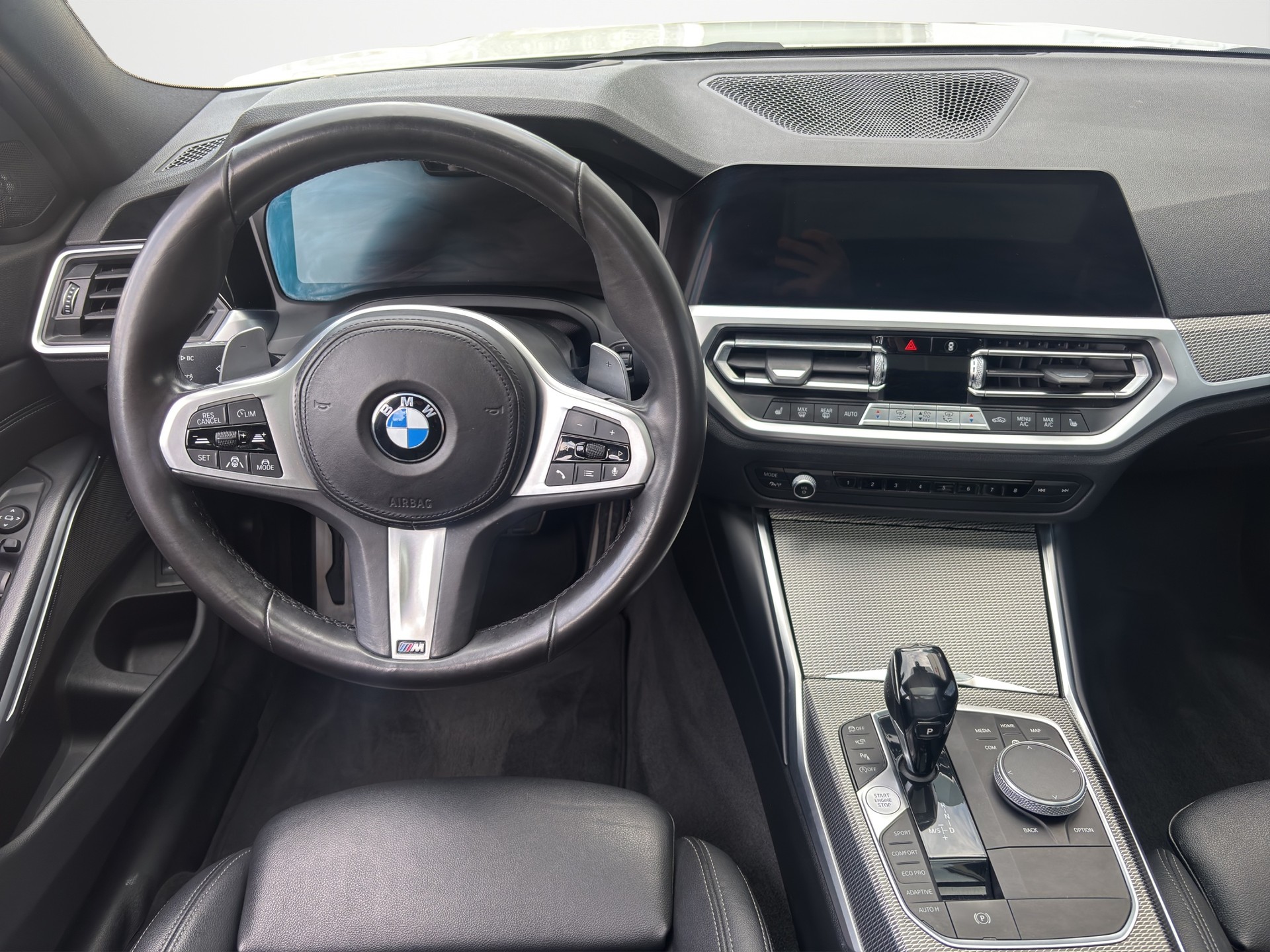 BMW 3er Reihe G21 Touring 330d xDrive SAG-image-8