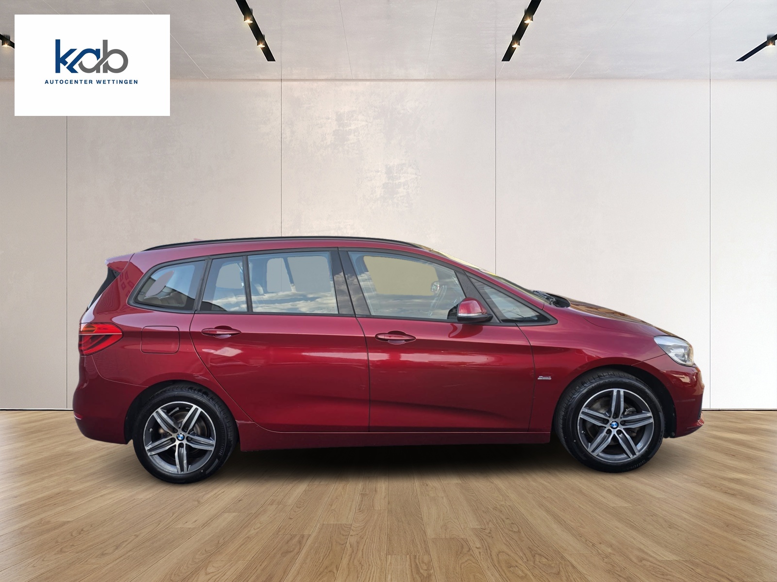 BMW 218i Gran Tourer Sport Line Steptronic-image-3