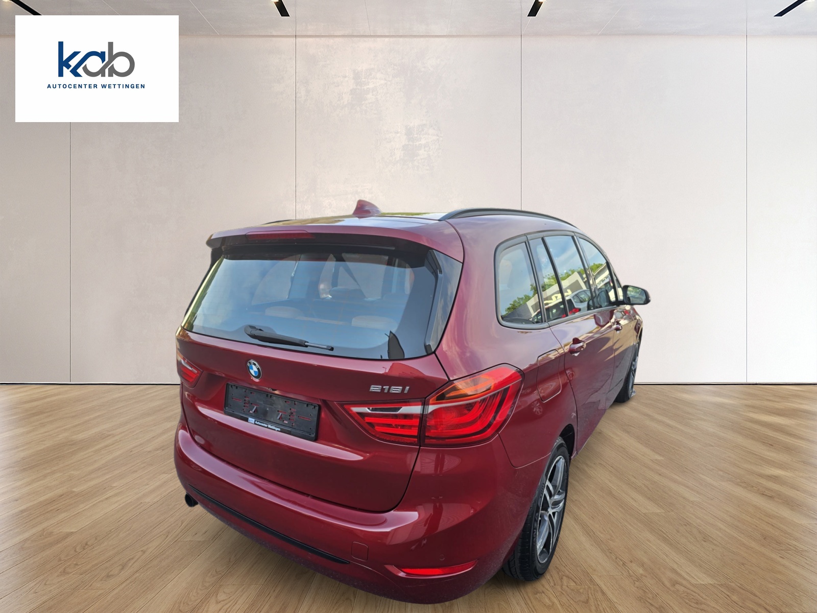 BMW 218i Gran Tourer Sport Line Steptronic-image-4
