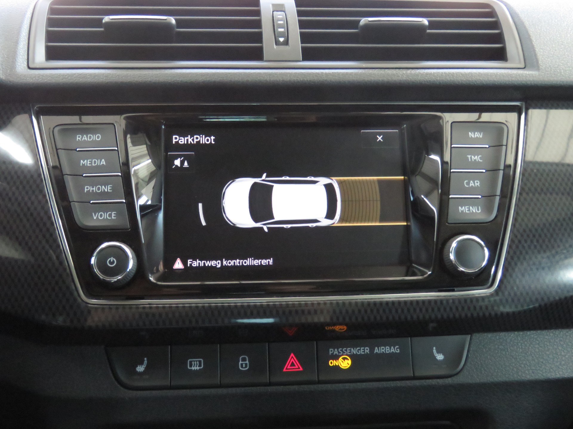 SKODA Fabia 1.2 TSI Monte Carlo DSG (Automat)-image-18
