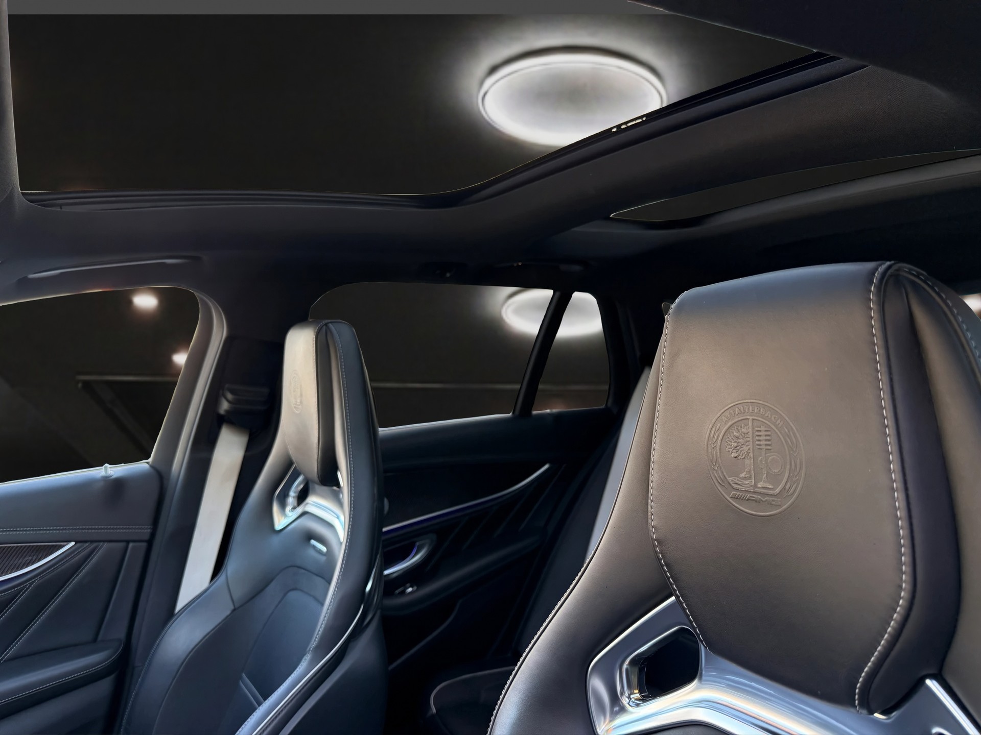 MERCEDES-BENZ E 63 AMG S 4 Matic 9G-Tronic-image-12