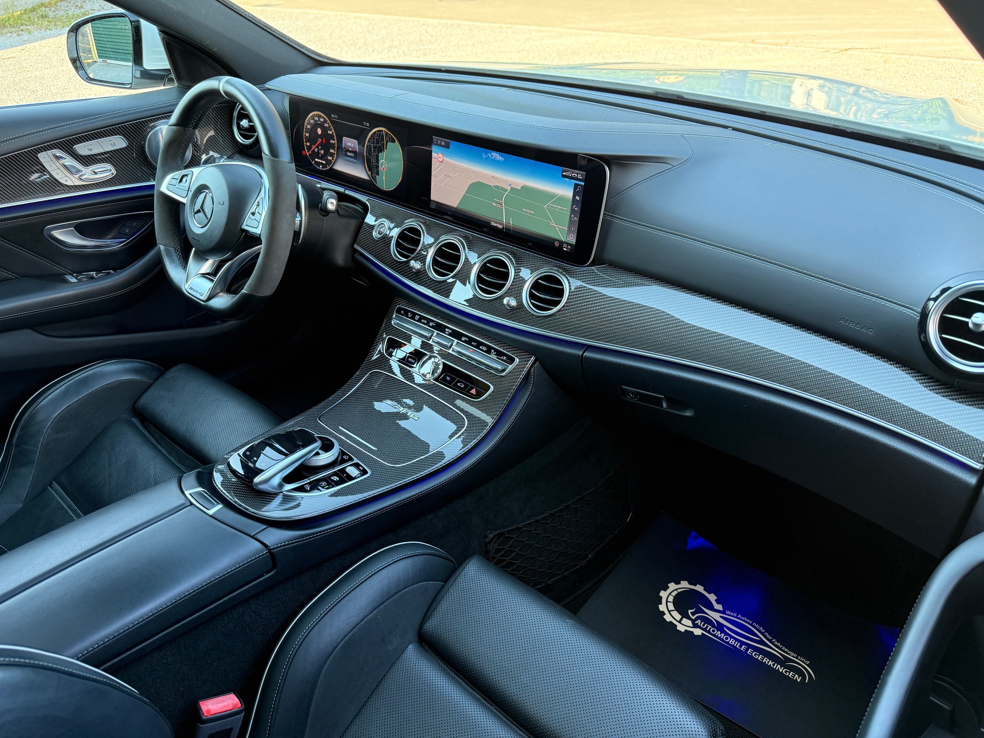 MERCEDES-BENZ E 63 AMG S 4 Matic 9G-Tronic-image-11