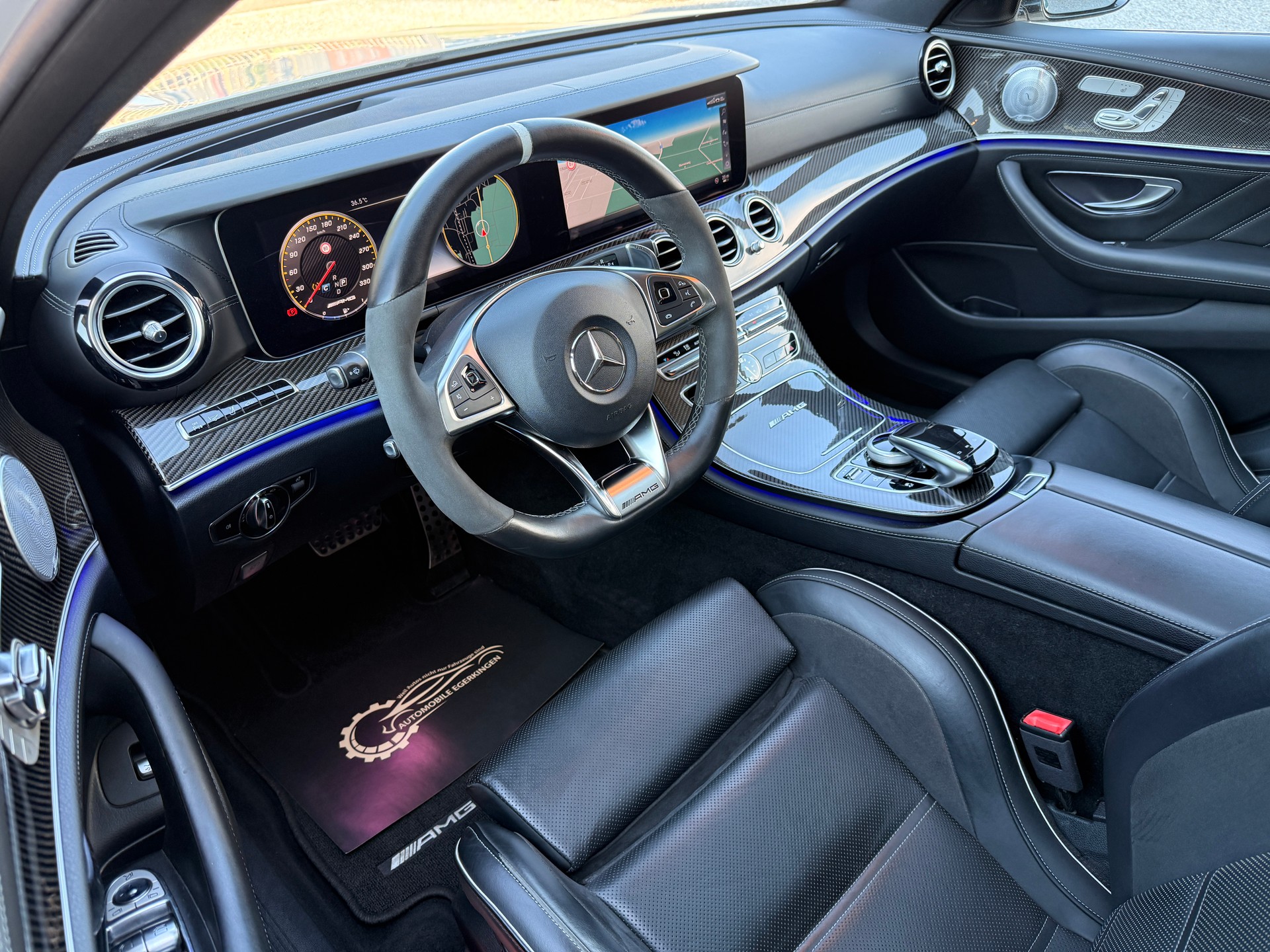 MERCEDES-BENZ E 63 AMG S 4 Matic 9G-Tronic-image-8