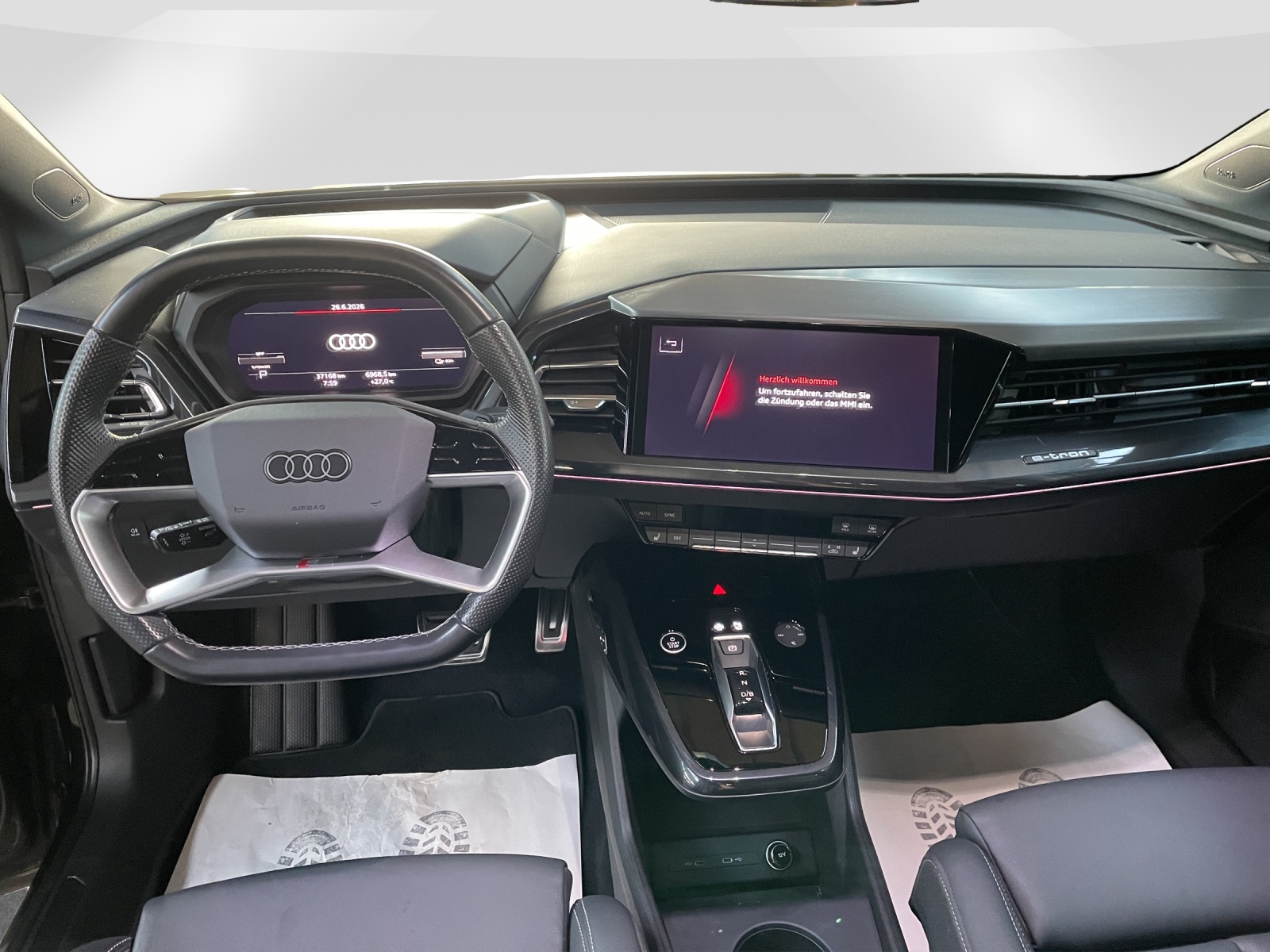 AUDI Q4 e-tron 50 quattro-image-7