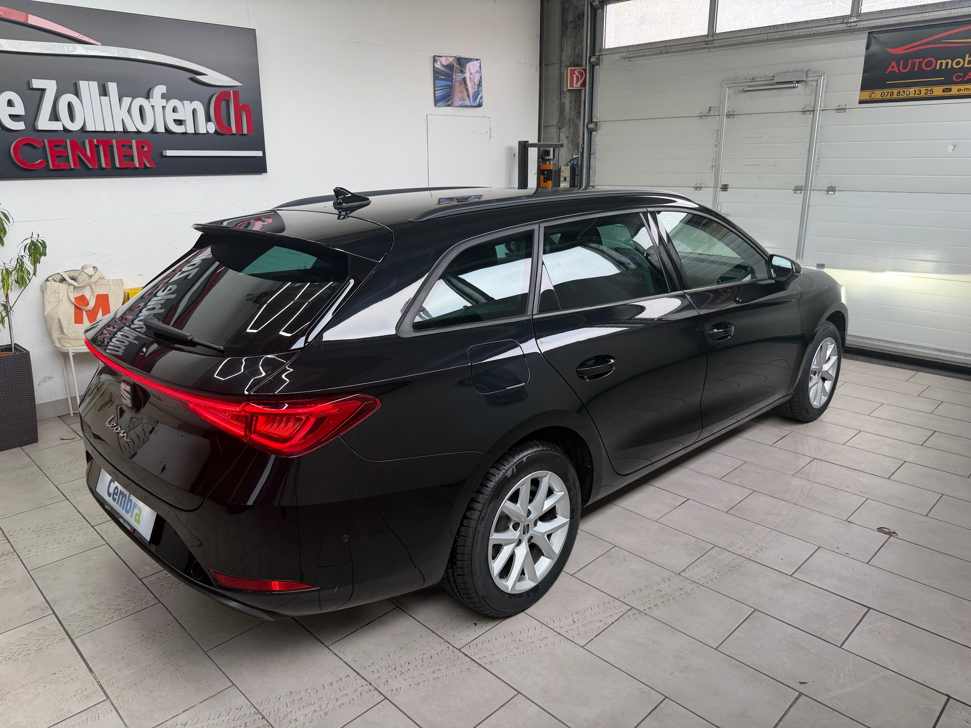 SEAT Leon ST 2.0 TDI EVO DSG Style-image-12