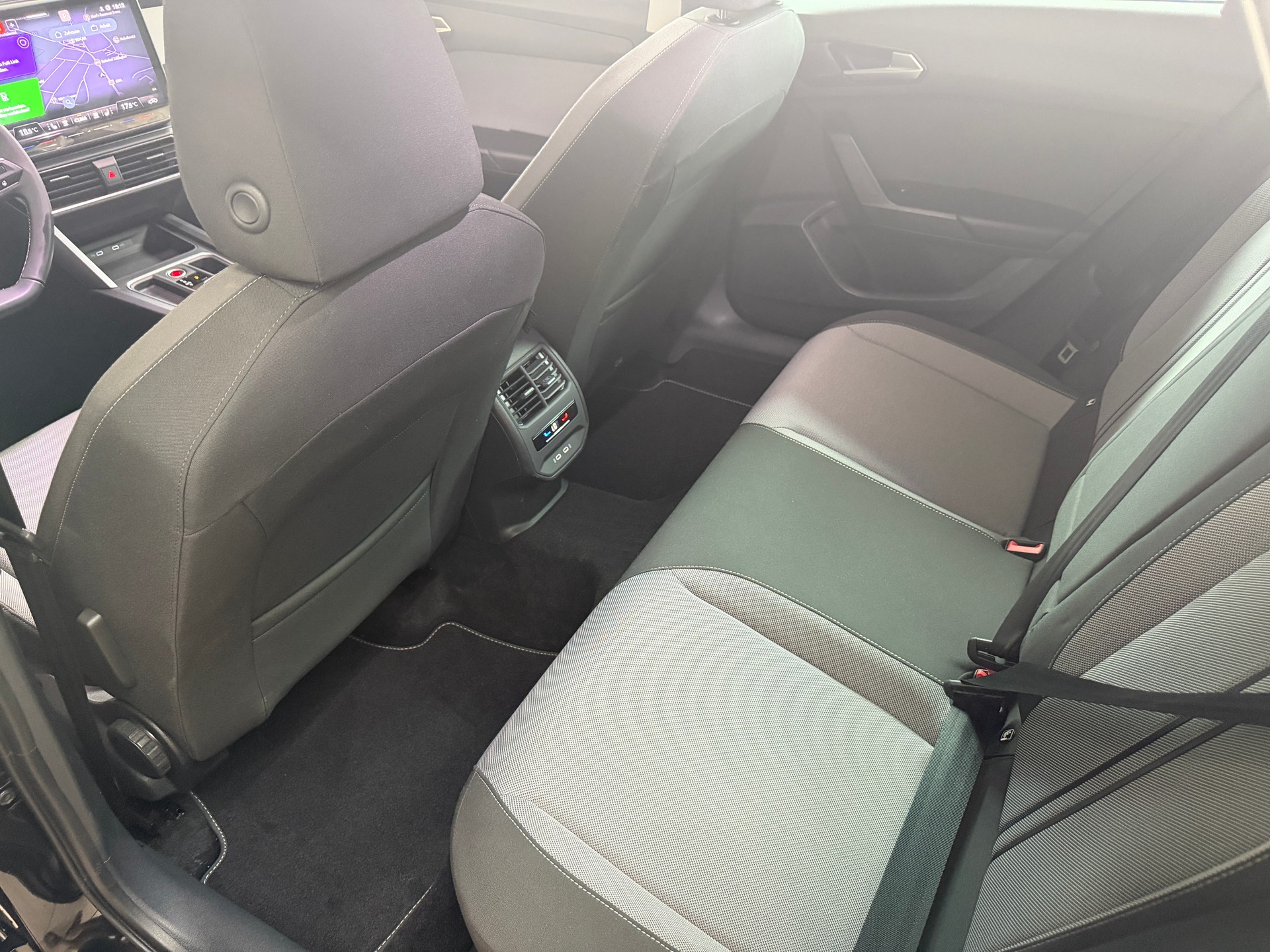SEAT Leon ST 2.0 TDI EVO DSG Style-image-9
