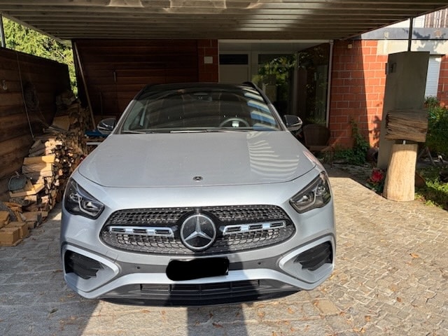 MERCEDES-BENZ GLA 250 e AMG Line Premium Plus-image-1