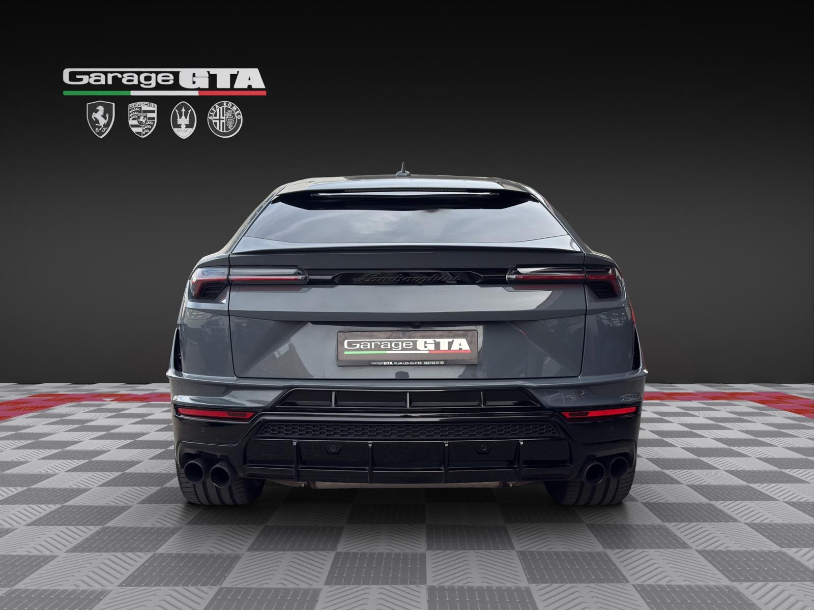 LAMBORGHINI Urus S-image-3
