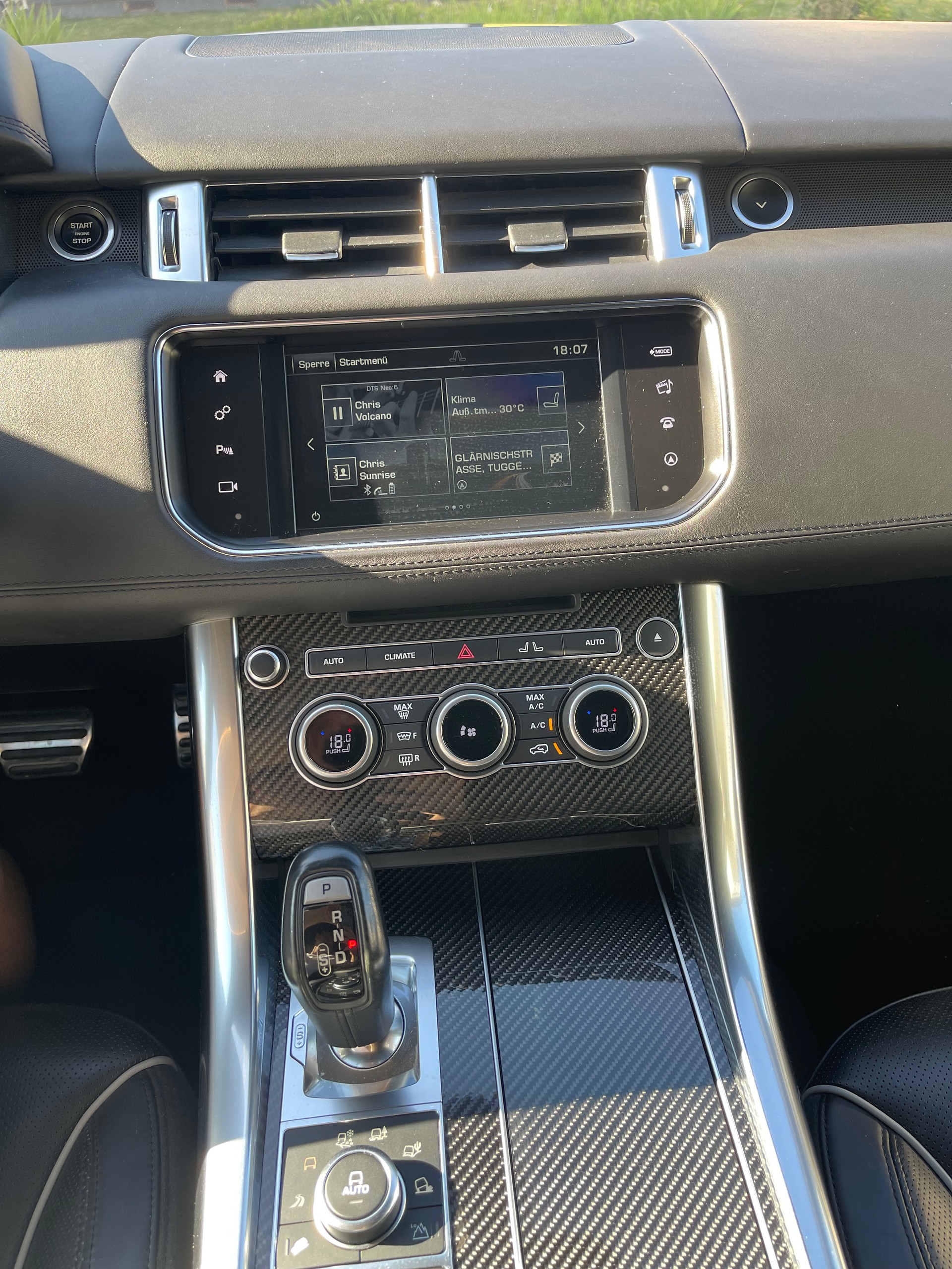 LAND ROVER 5.0 V8 SC SVR-image-15