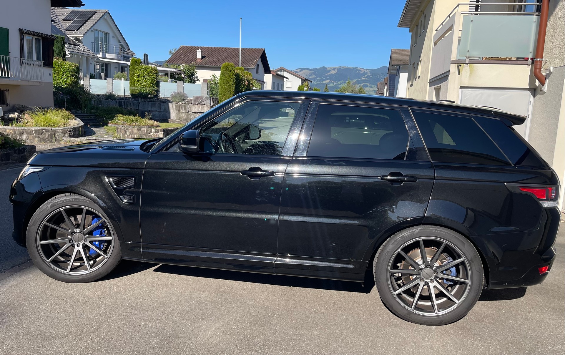 LAND ROVER 5.0 V8 SC SVR-image-3