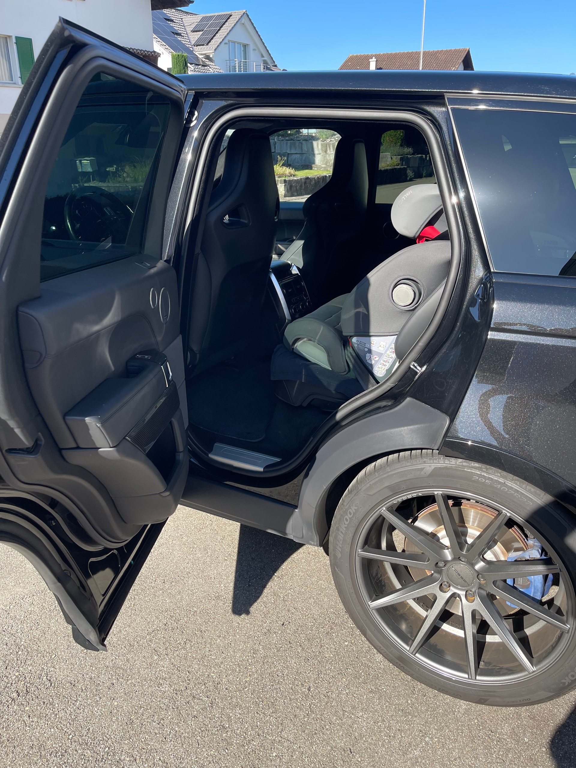 LAND ROVER 5.0 V8 SC SVR-image-12