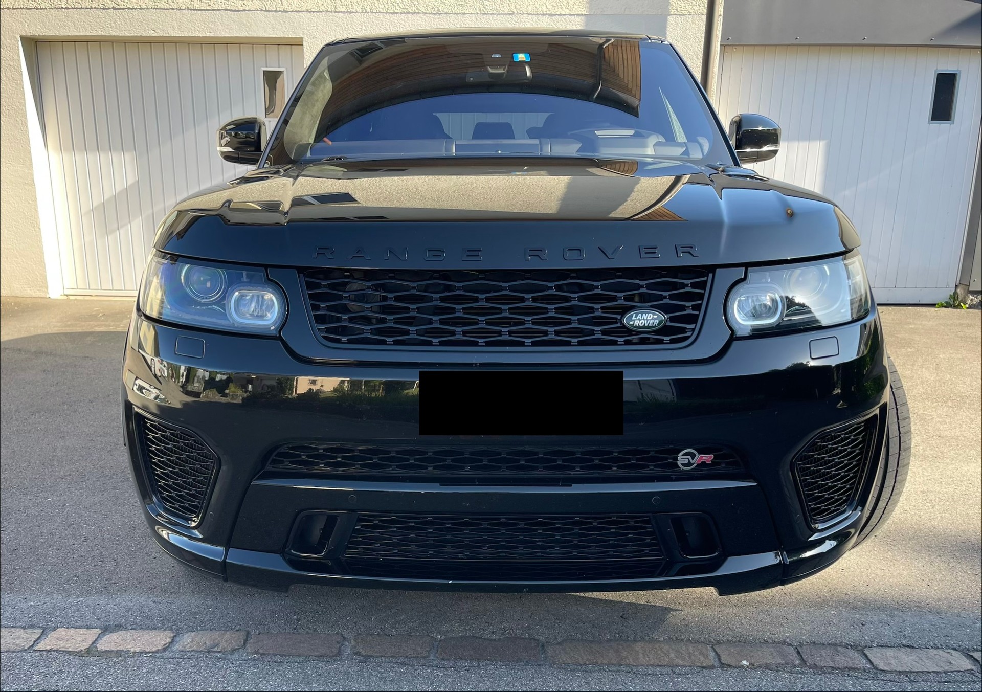 LAND ROVER 5.0 V8 SC SVR-image-1
