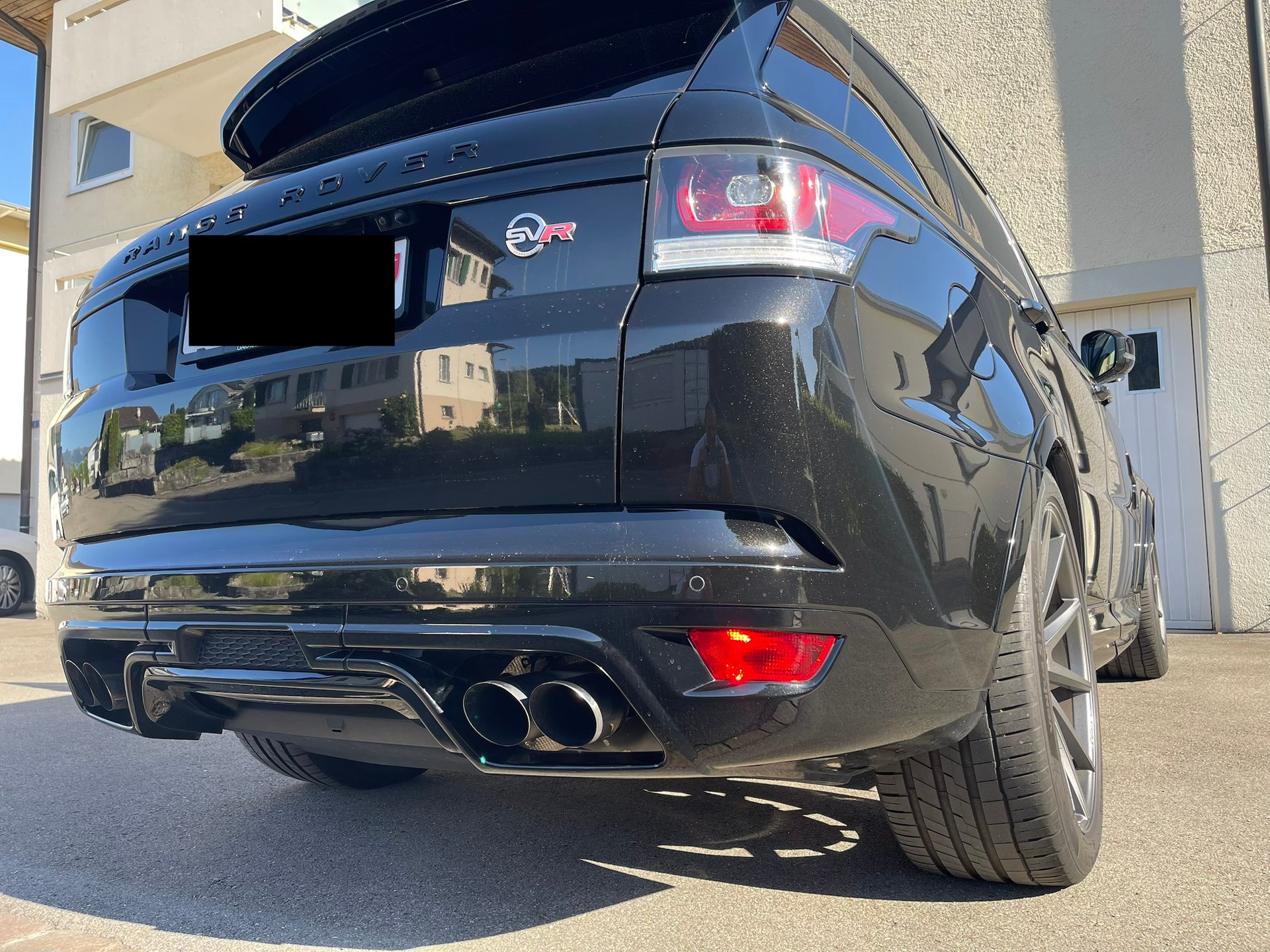 LAND ROVER 5.0 V8 SC SVR-image-5