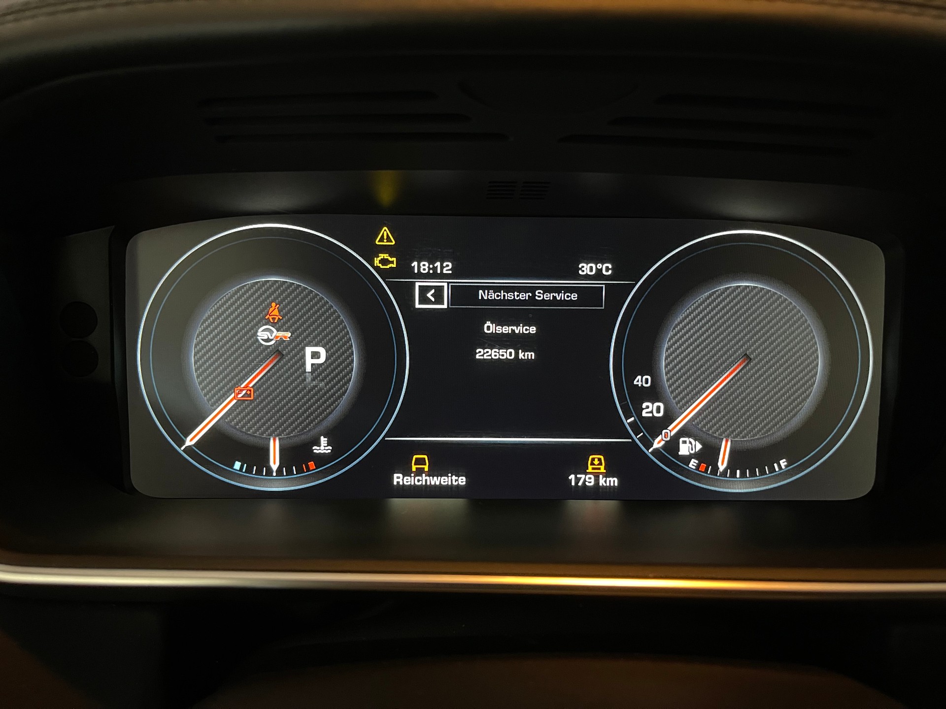 LAND ROVER 5.0 V8 SC SVR-image-19