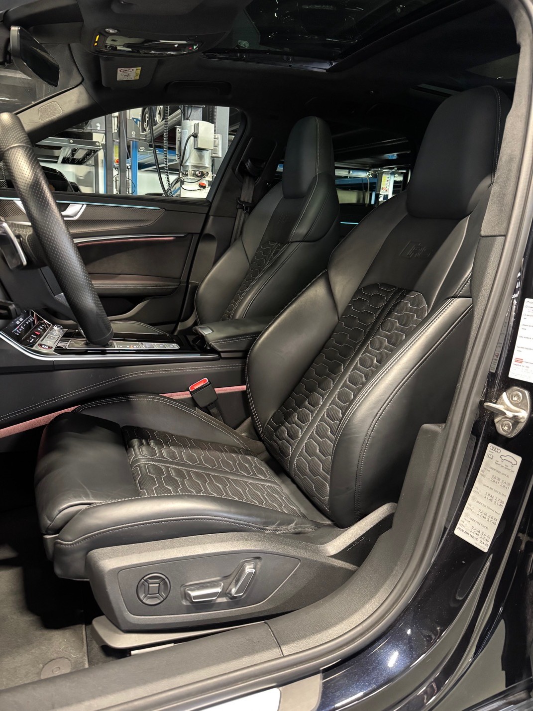 AUDI RS6 Avant 4.0 TFSI V8 quattro *Pack RS+ CH VHC*-image-10