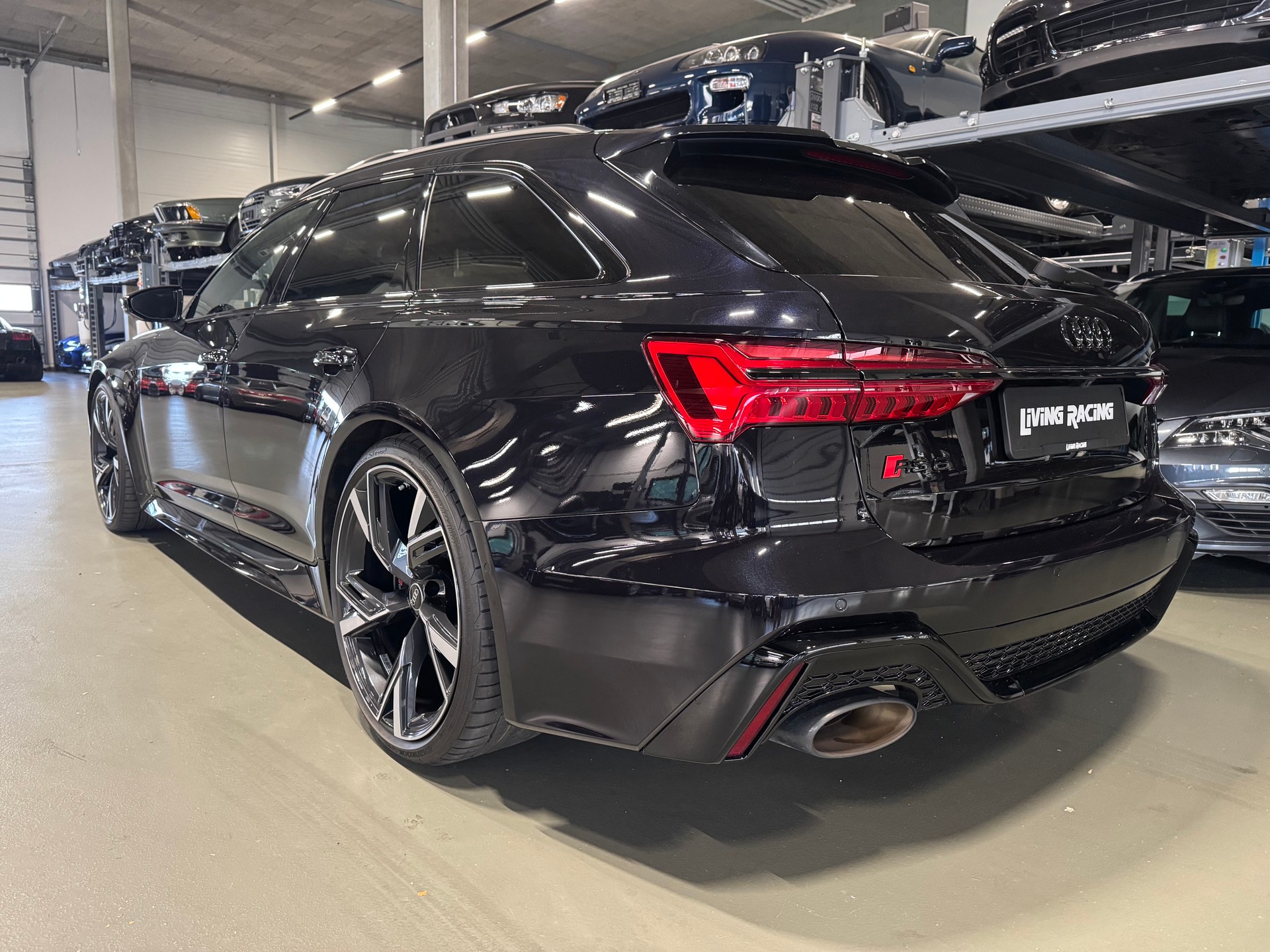 AUDI RS6 Avant 4.0 TFSI V8 quattro *Pack RS+ CH VHC*-image-2